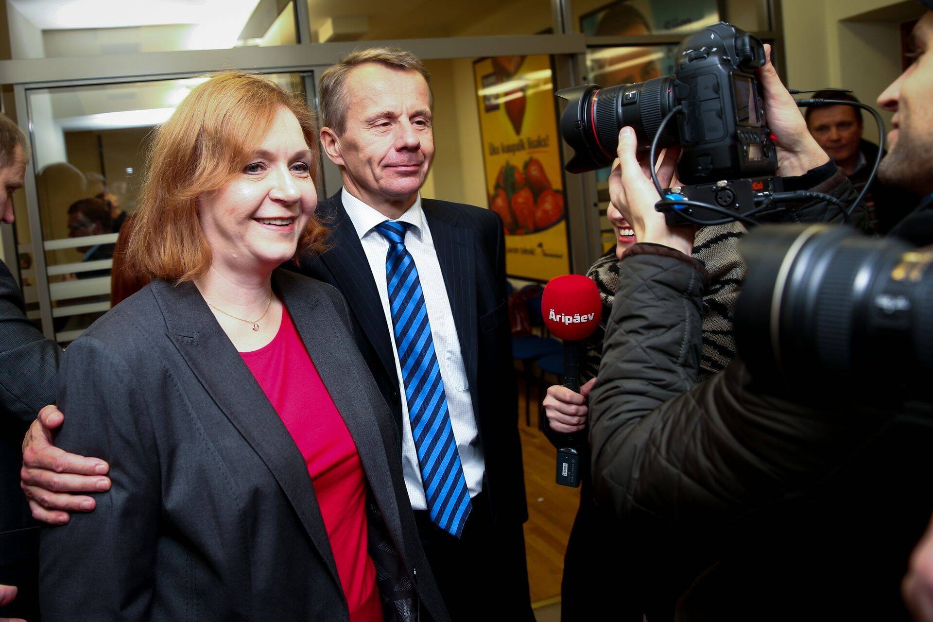 Pilt ajast, kui Maris Laurist sai rahandusminister.