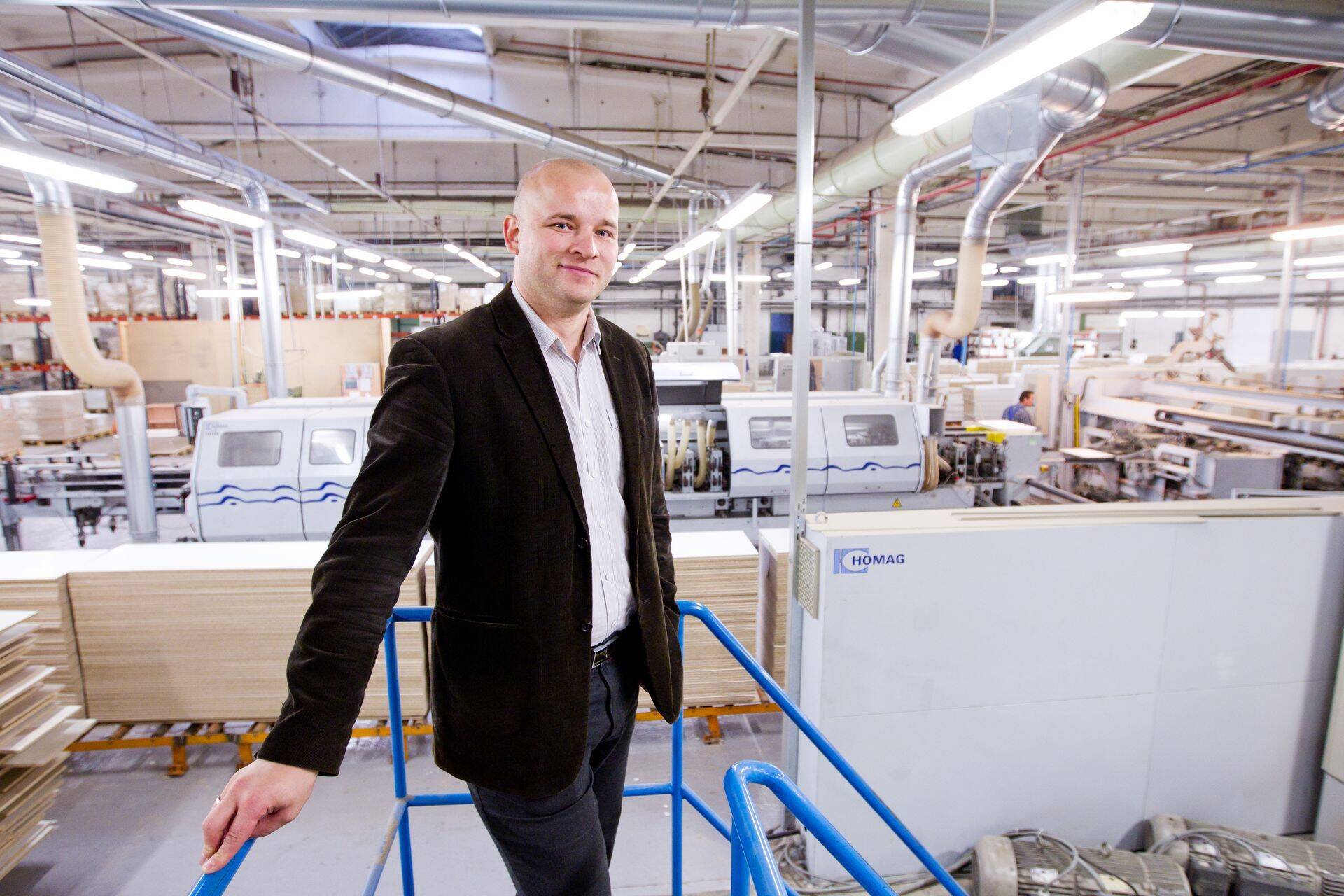 TNC Componentsi Kohtla-Järve tehase direktor Marko Melter plaanib uute töötajate abil tänavu käivet kasvatada pea 3 miljoni euro võrra.