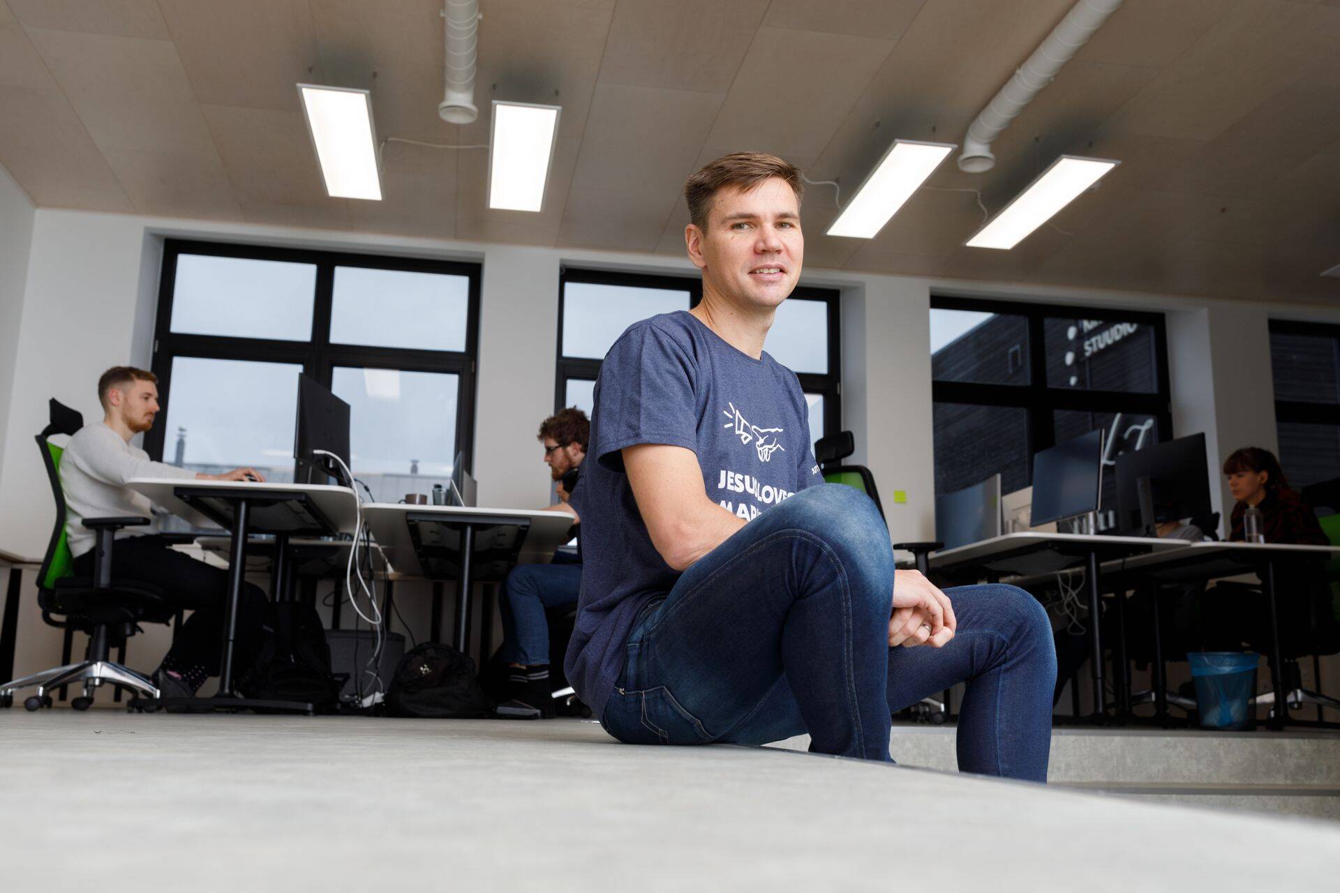 Little Green Fundi asutaja Andrus Purde rääkis saates, et fond sai alguse omapärasel viisil: lapsel mähkmeid vahetades taipas ta, et väikestel otsustel võib olla suur kaal keskkonna jaoks.