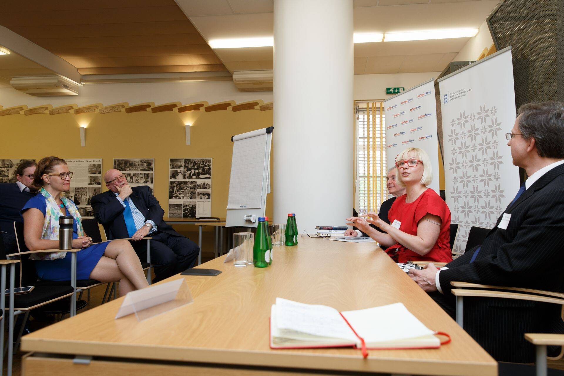 Paneeldiskusioonis osalesid Basha Diagosticsi omanik Yahya Basha, Jobbaticali juhatuse esimees Karoli Hindriks ja Estonia klaverivabriku omanik ja juht Indrek Laul.