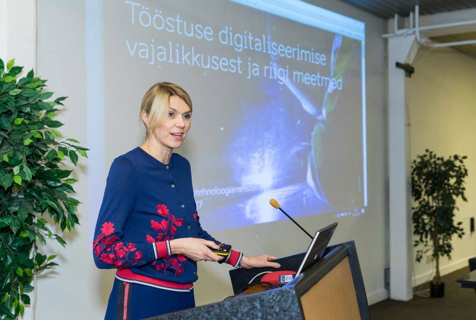 Ettevõtlus- ja infotehnoloogiaministri Urve Palo sõnul plaanib riik lisaks digitaliseerimise analüüsidele veel teisigi toetusmeetmeid rakendada.
