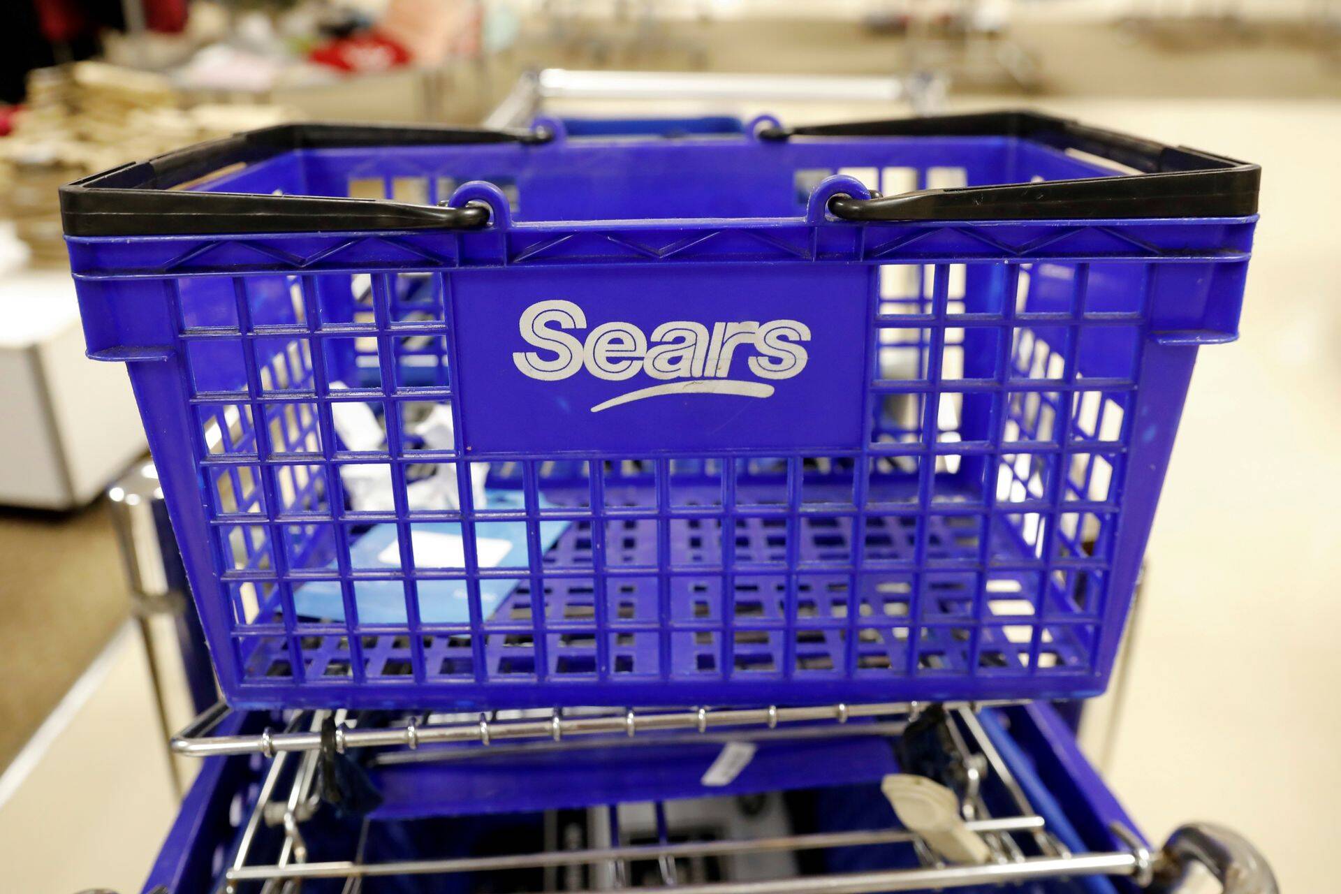 Sears kannatab ostjate vähesuse all.