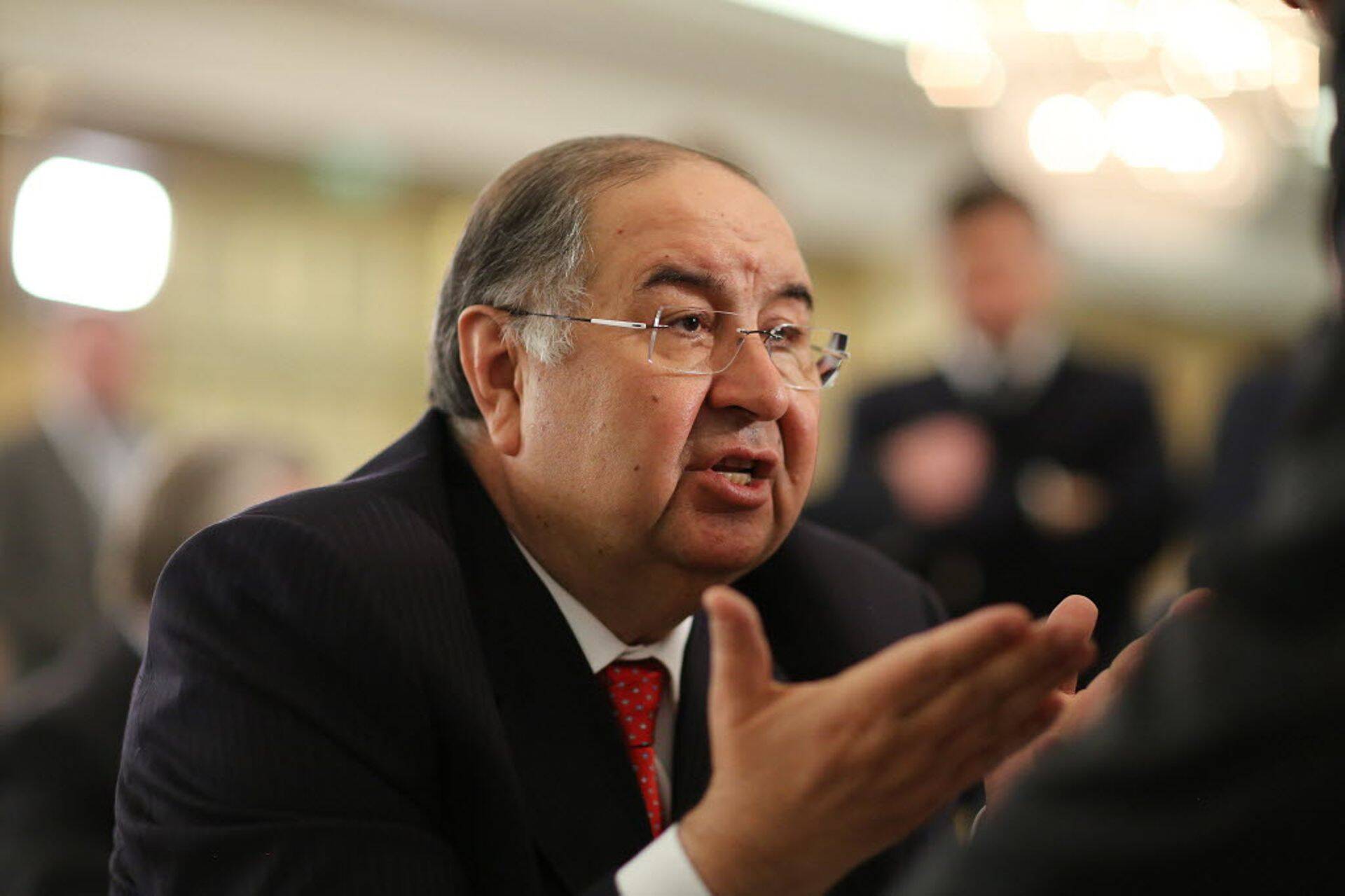 Venemaa rikkaim inimene Ališer Usmanov ostis James Watsoni Nobeli preemia.