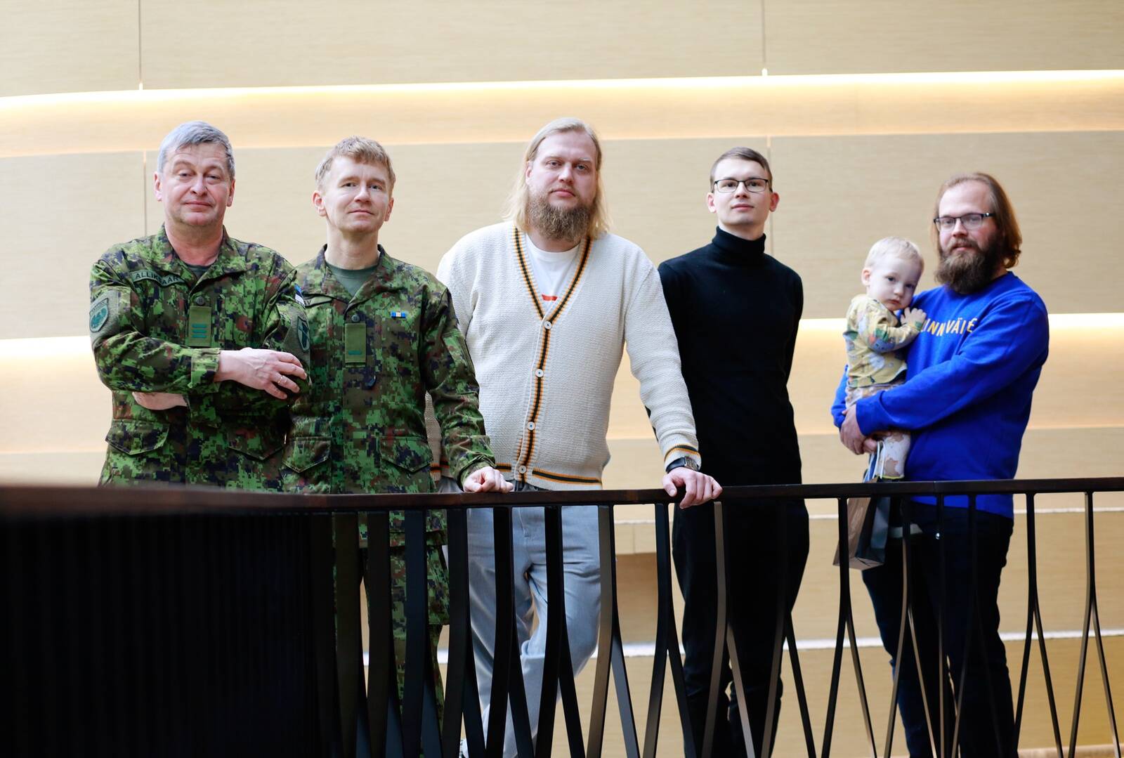 Tallinna akadeemilisest malevkonnast Ahto Alliksaar ja Kristo Aav, saatejuht Janar Tiiroja ning Eesti Energiast Robert Suigusaat ja Sander Udam.