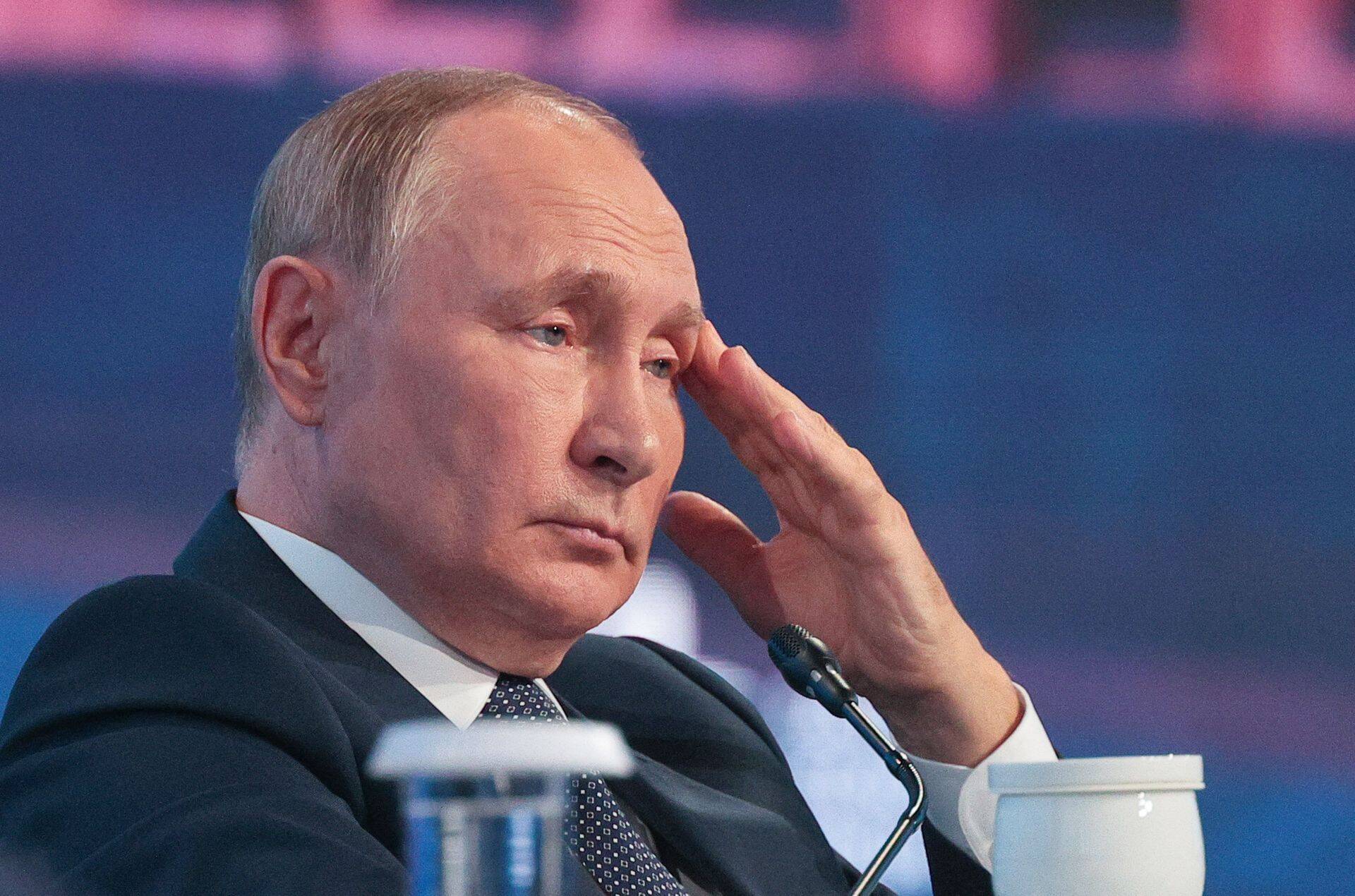 Президент России Владимир Путин утверждает, что Украина не выполняет условия соглашения.