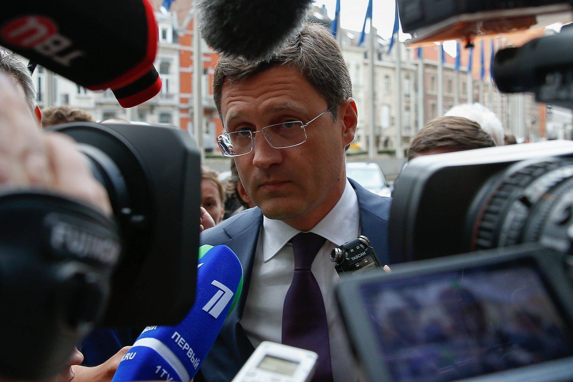 Venemaa energiaministri Aleksandr Novaki kommentaarid nafta tootmise võimaliku kärpimise kohta on hinda kergitanud
