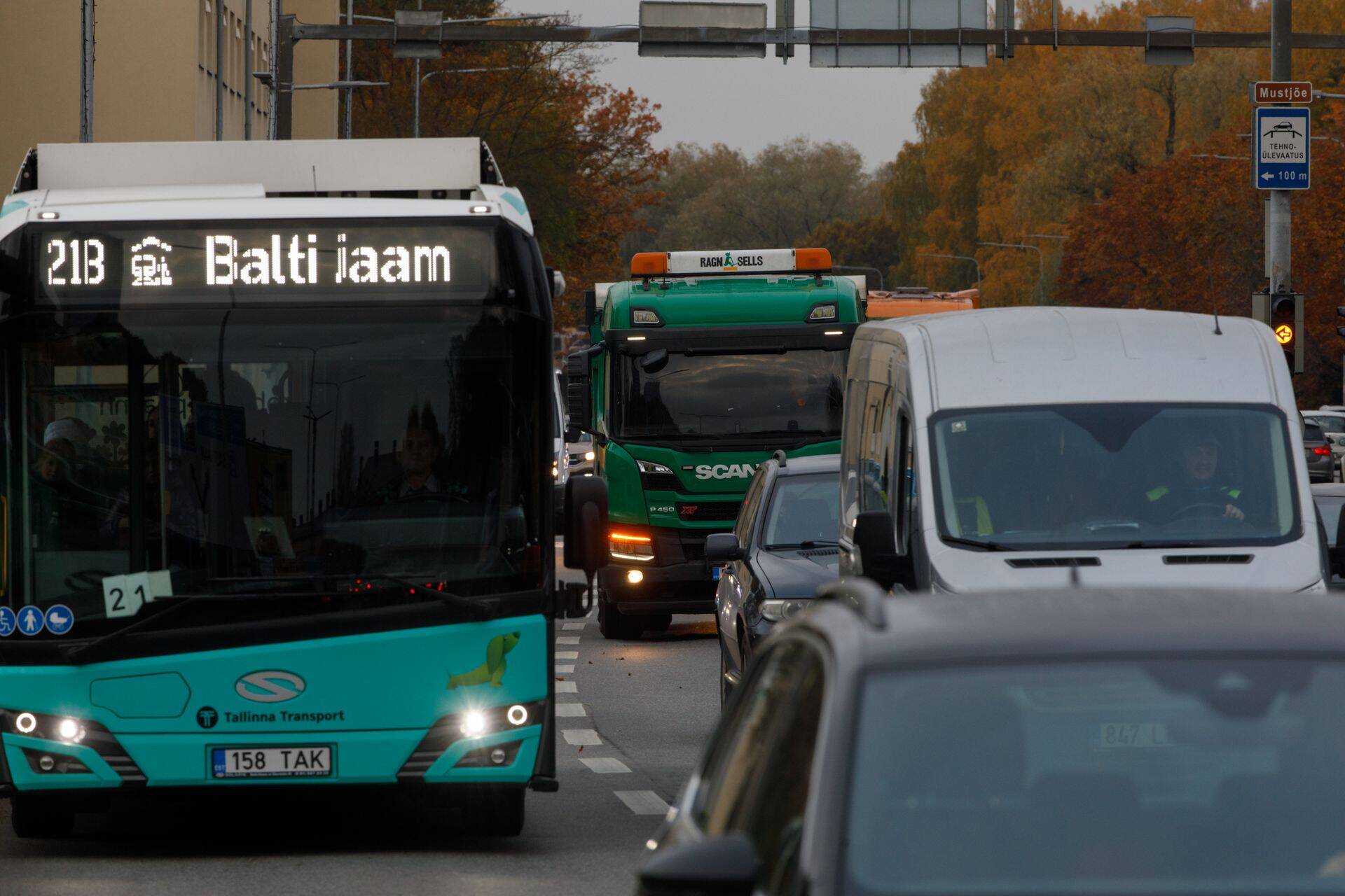 Ööbuss hakkab sõitma Viimsi ja Balti jaama vahet.