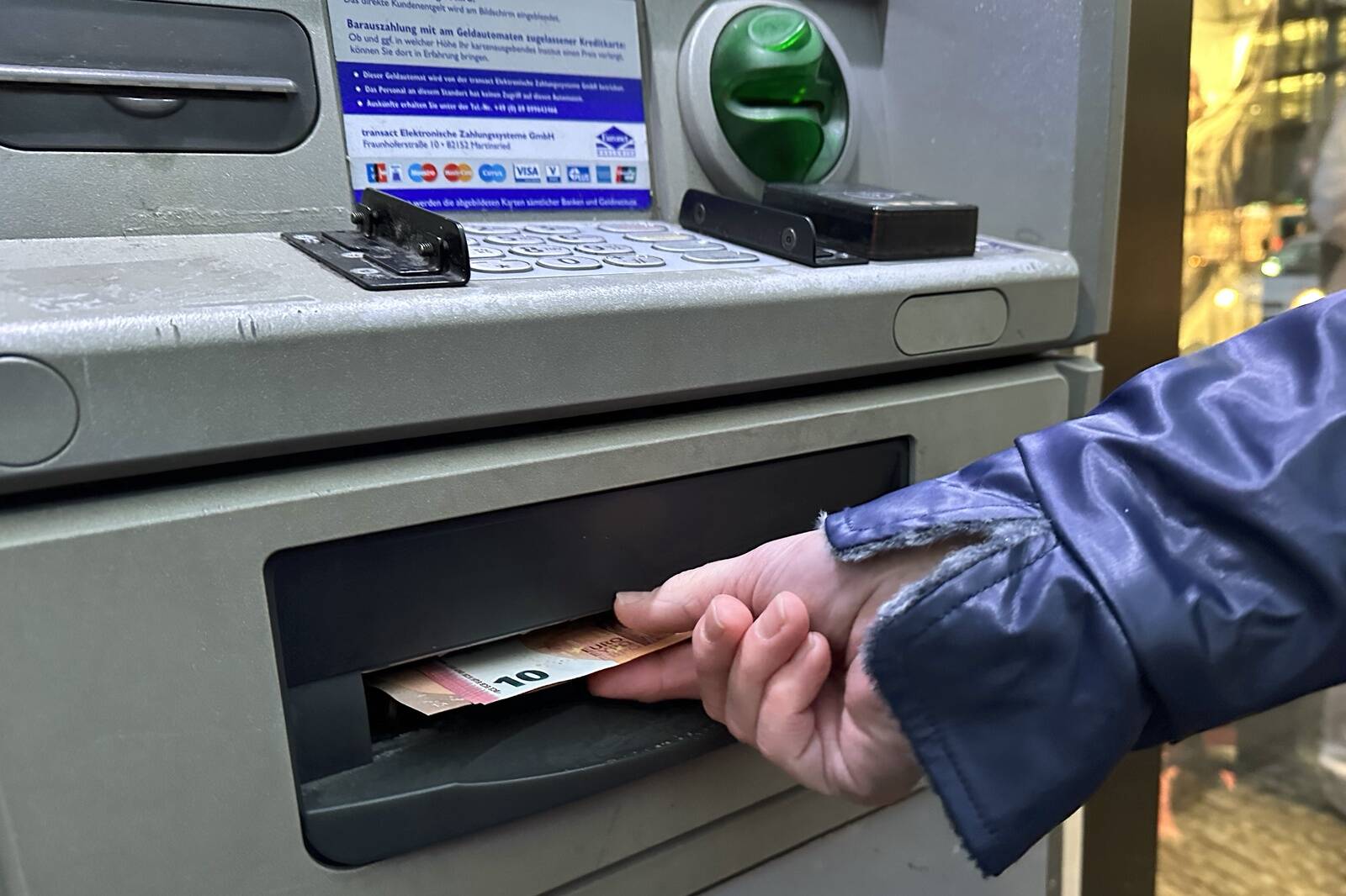 Bez bankām jau uz priekšu nebrauksim, un nedomāju, ka ir pamats apšaubīt akciju cenu pieauguma ilgtermiņa stāsta kā tāda turpināšanos.