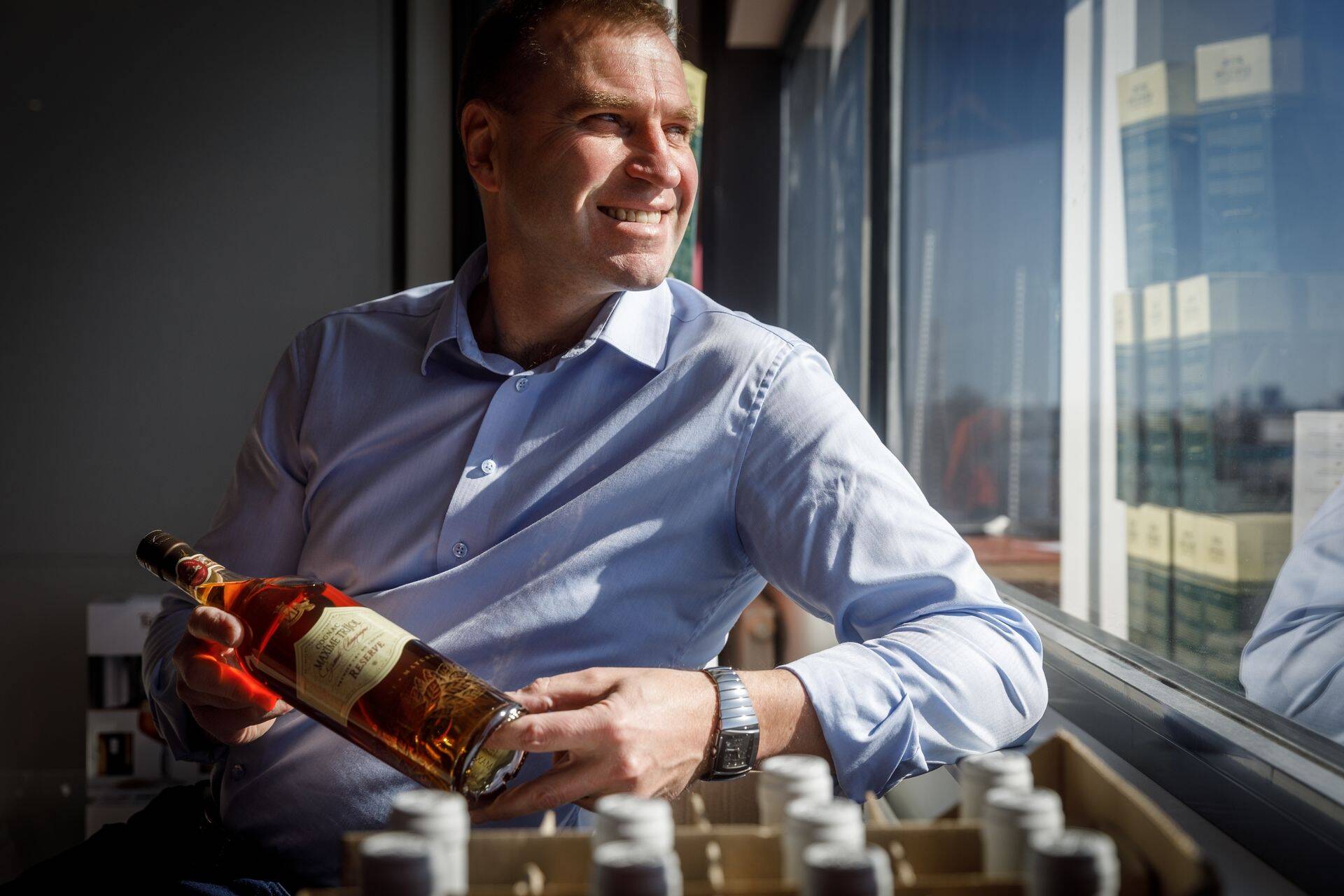 Kaido Laanet omanimelise konjakiga.