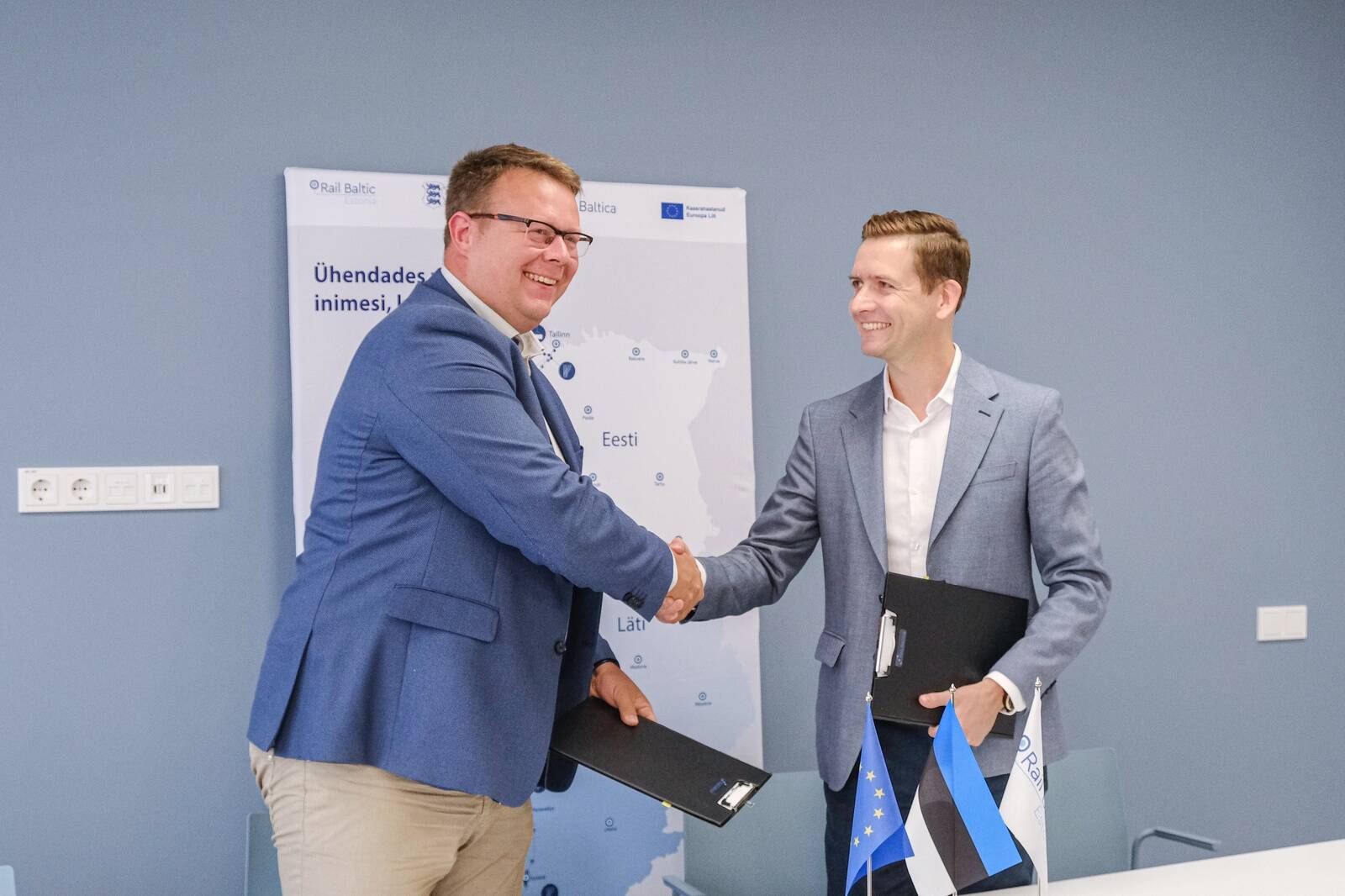 Rail Baltic Estonia ja Tariston sõlmisid lepingu 7 km pikkuse põhitrassilõigu ehituseks Raplamaal.