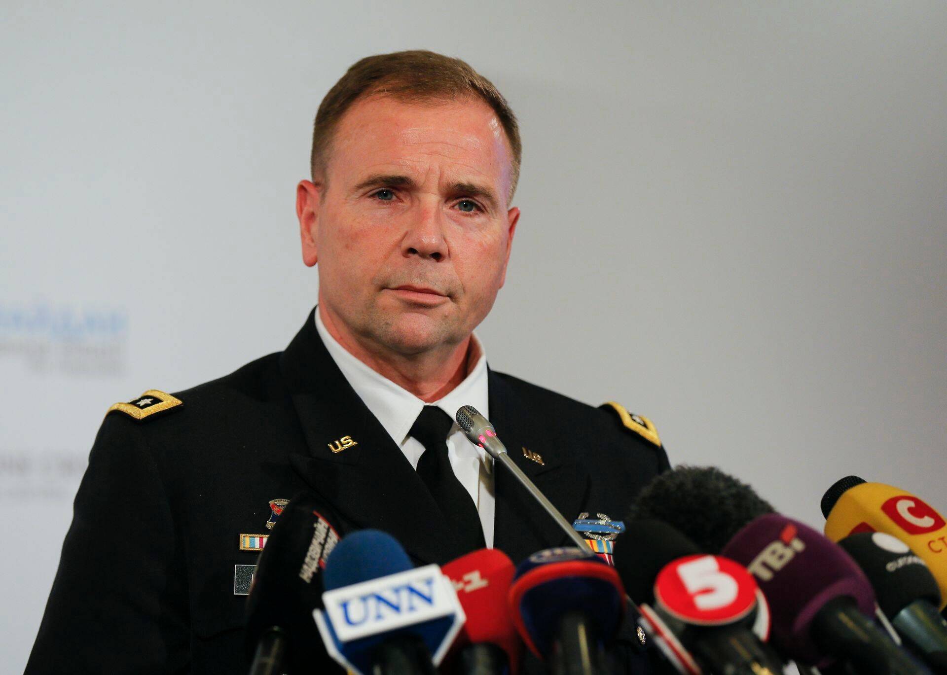 Kindralleitnant, USA armee Euroopa vägede juht Ben Hodges värbab noored tippjuhid, kes peavad olema enesekindlad, avatud ning ausad.