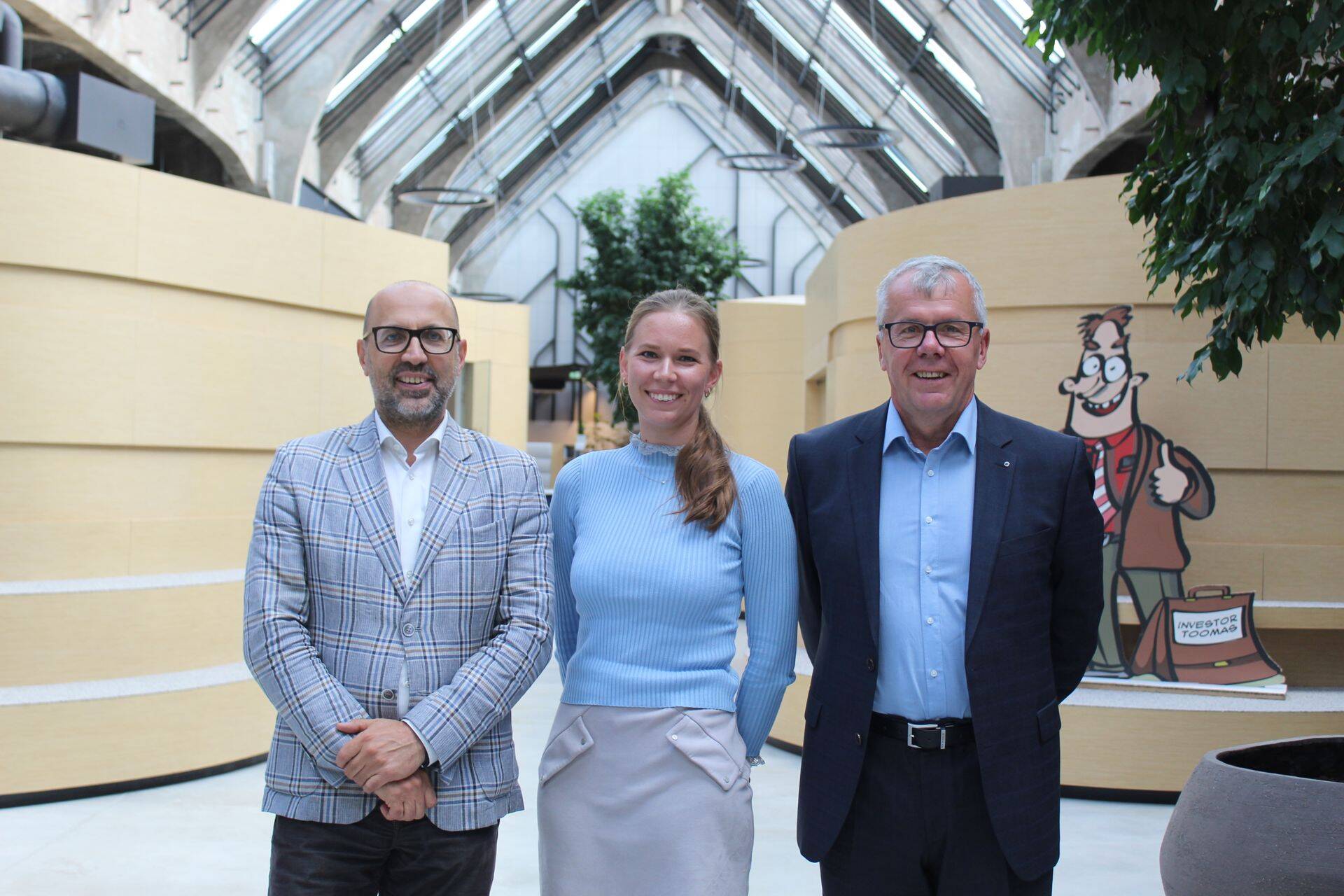 Prudentia Tallinna partner Indrek Uudeküll, projektijuht Tiina Sõber ja juhtivpartner Illar Kaasik.