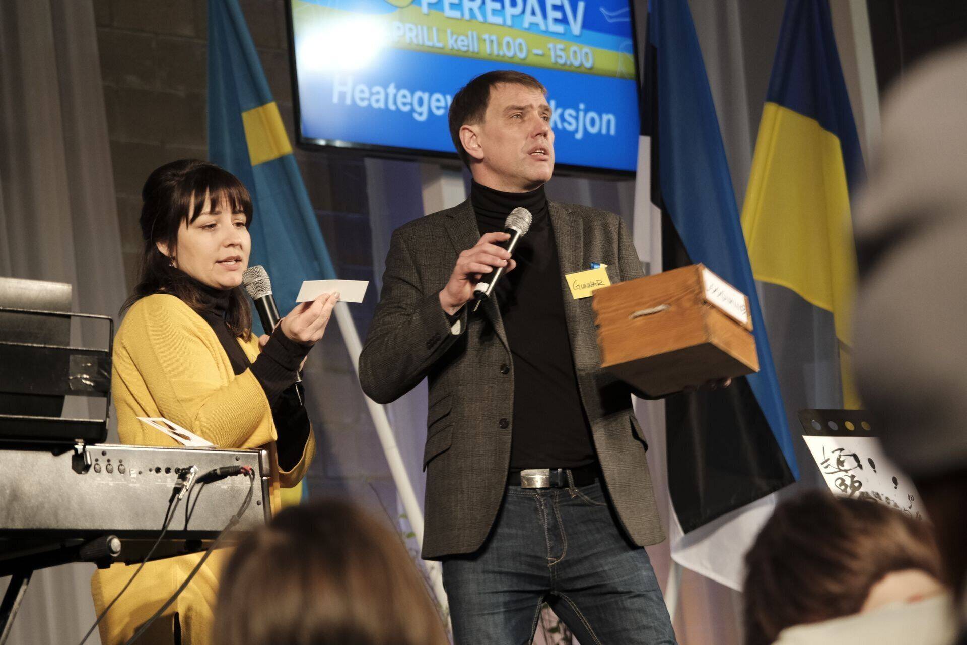 Gunnar Kotiesen (paremal) lõi kaasa ka ukrainlaste perepäeva toimumisel tänavu aprillikuus.