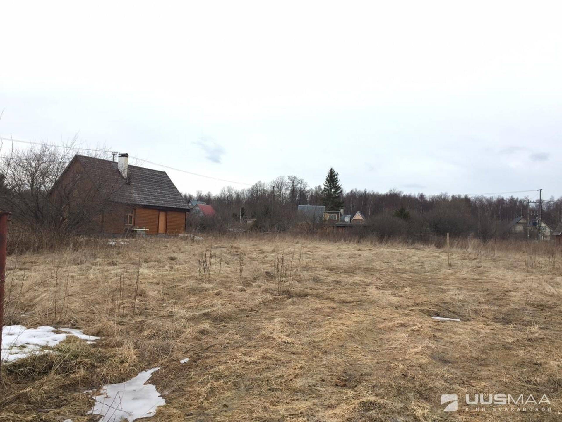 Üks Harjumaa odavaimatest kruntidest asub Paldiski linnas Mereranna tänaval. 1019 ruutmeetri suurune krunt maksab 10 000 eurot