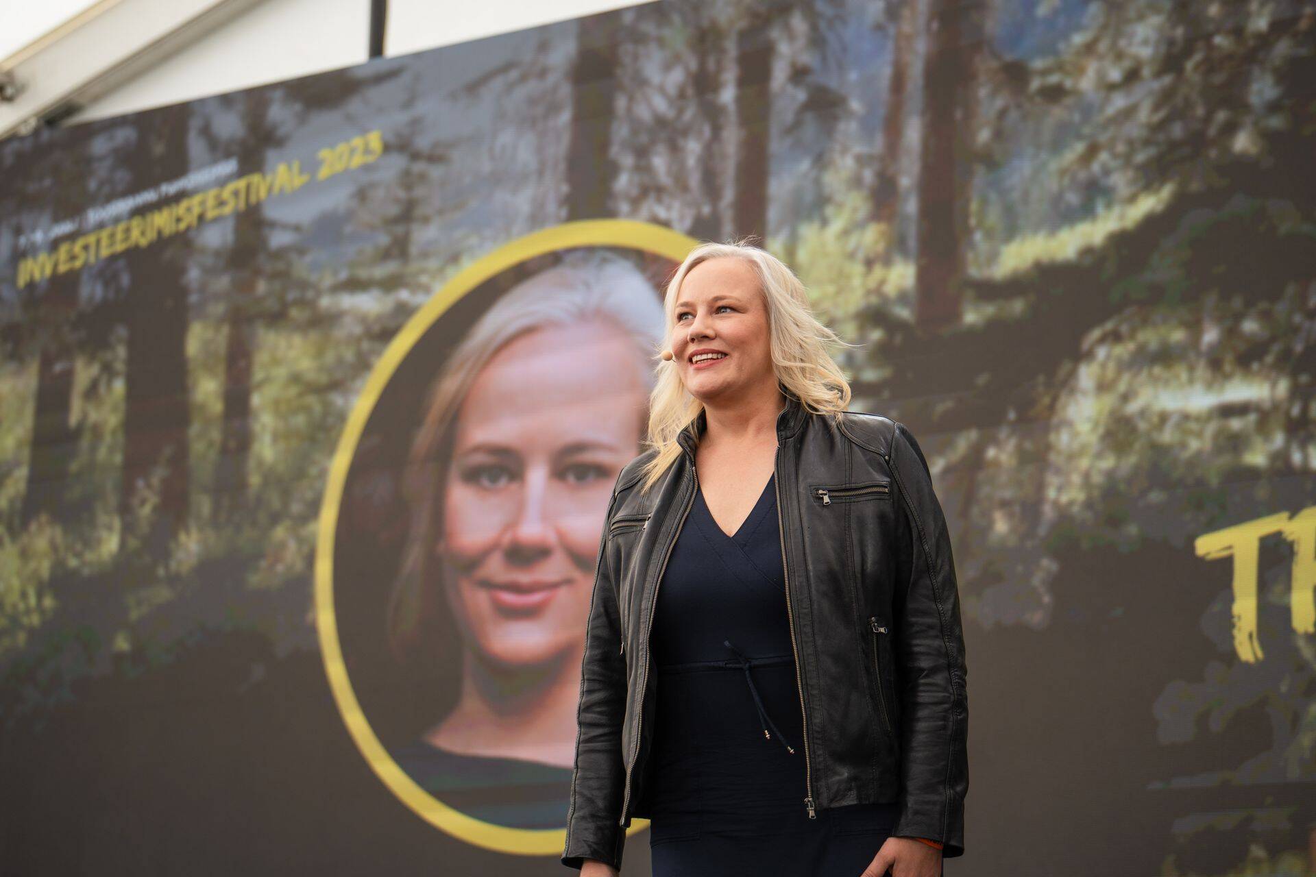 Triin Hertmann rääkis Investeerimisfestivalil, et ta portfelli kuuluvad investeeringud fondidesse, idufirmadesse, aktsiatesse, kinnisvarasse, krüptosse ja Eesti kunsti.