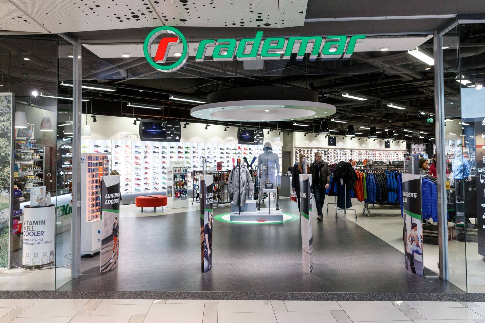 Rademari sporditarvete kauplus Ülemiste keskuses.