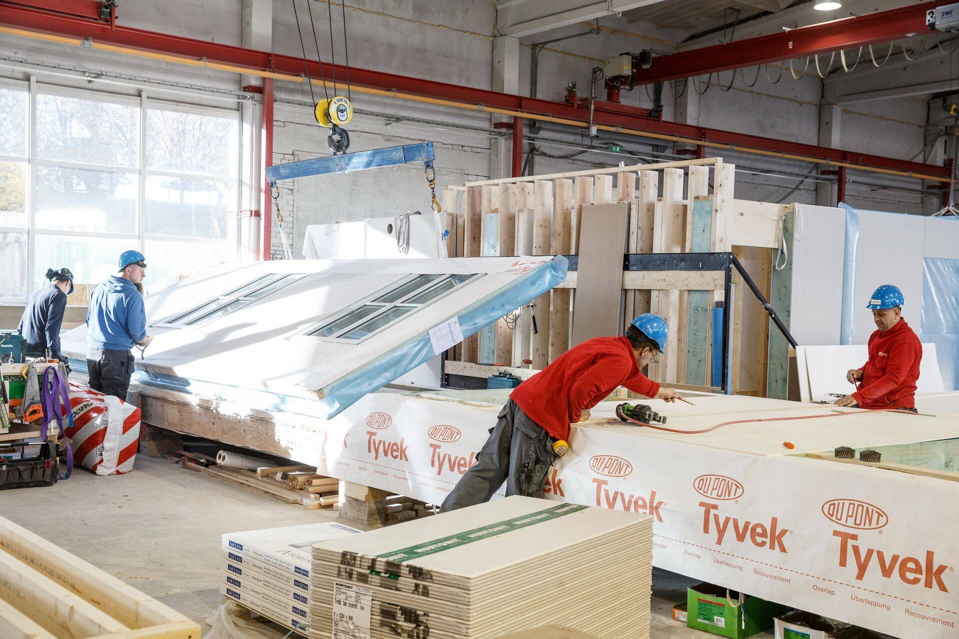 Moodulmajade tootmine Harmeti Saue tehases.