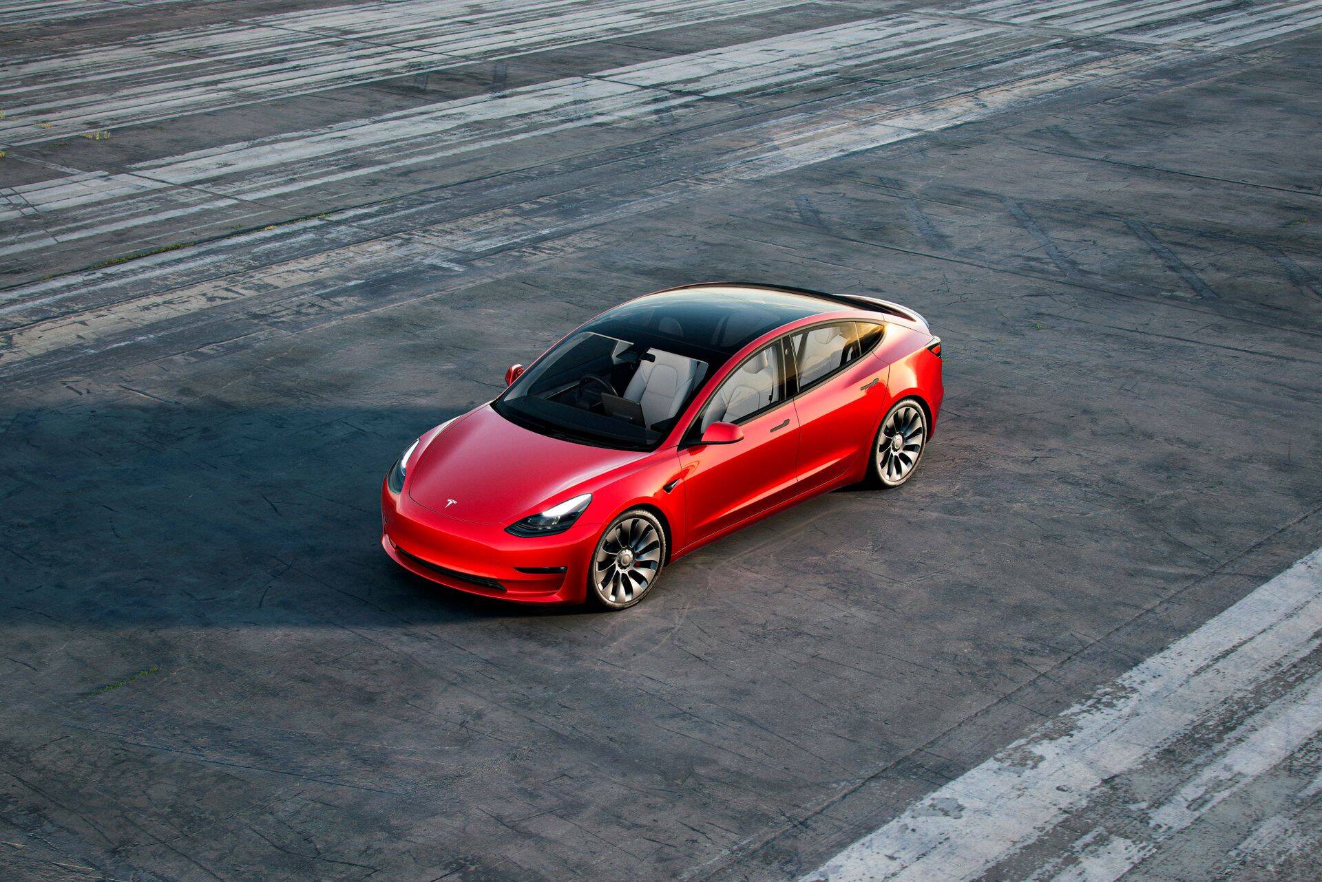 Tesla Model 3,