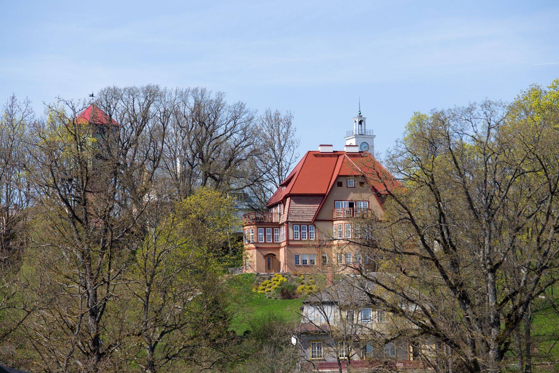 MES tähistab 25. tegutsemisaastat