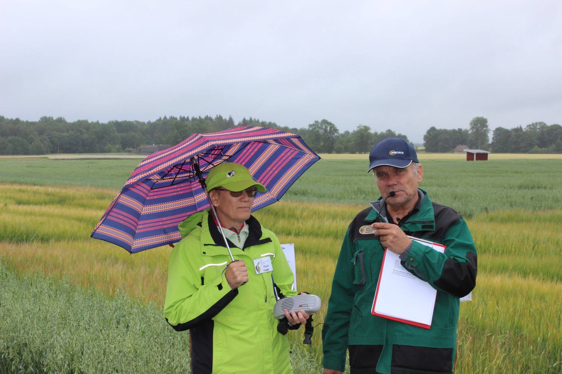 Ülle ja Ilmar Tamm tutvustasid ka kõiki katsetes olevaid sorte.