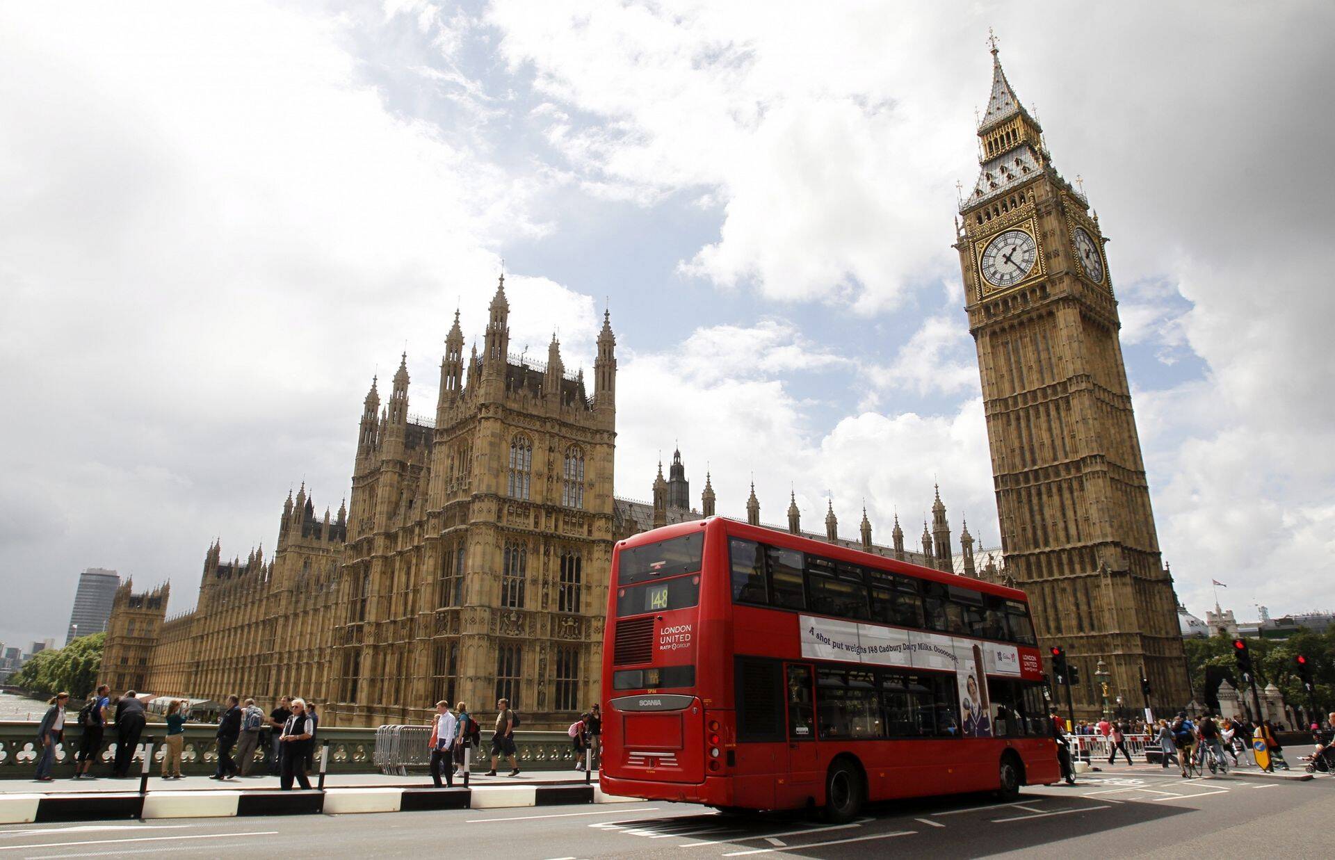 Londoni kahekorruseline buss.