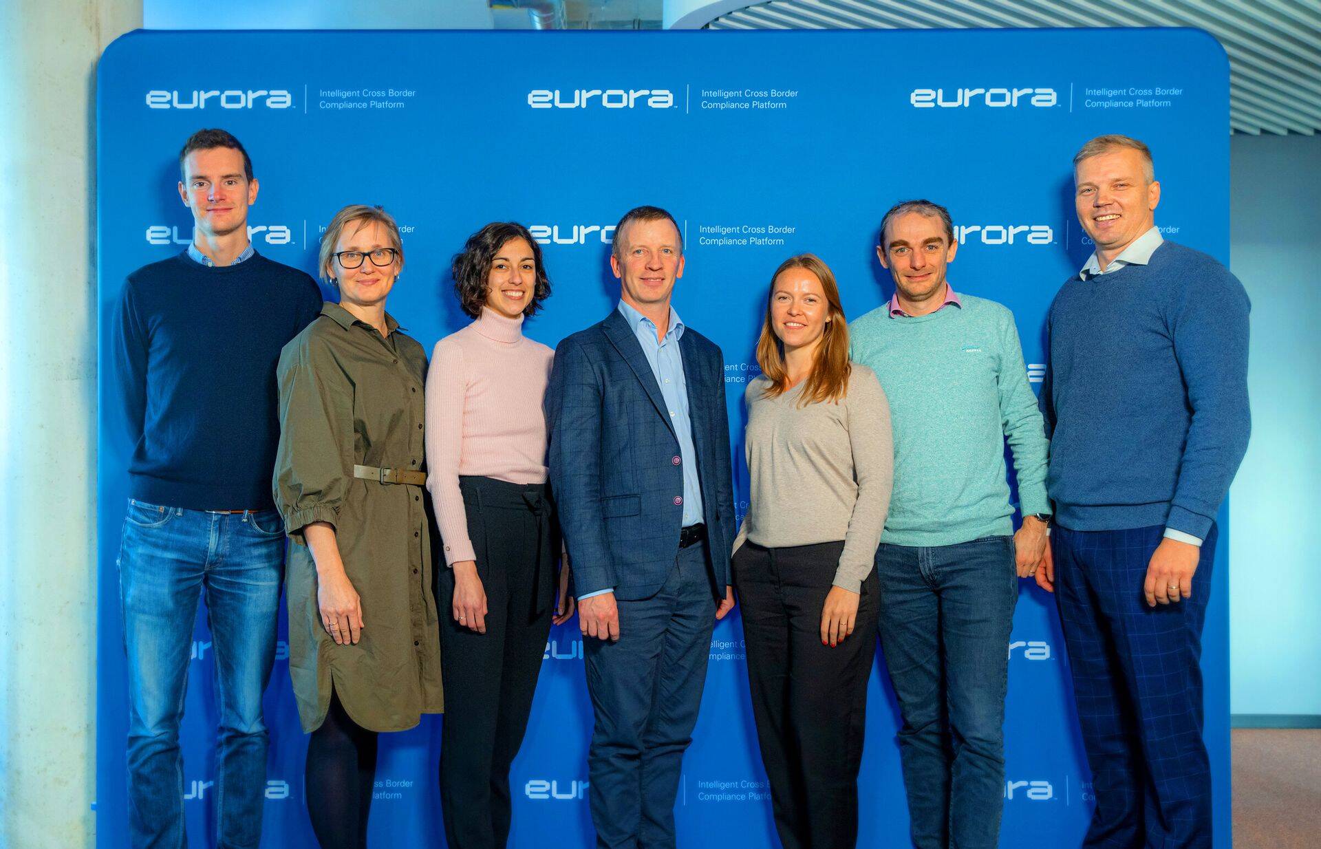 Eurora ja DPDgroupi võtmefiguurid ühisfotol.