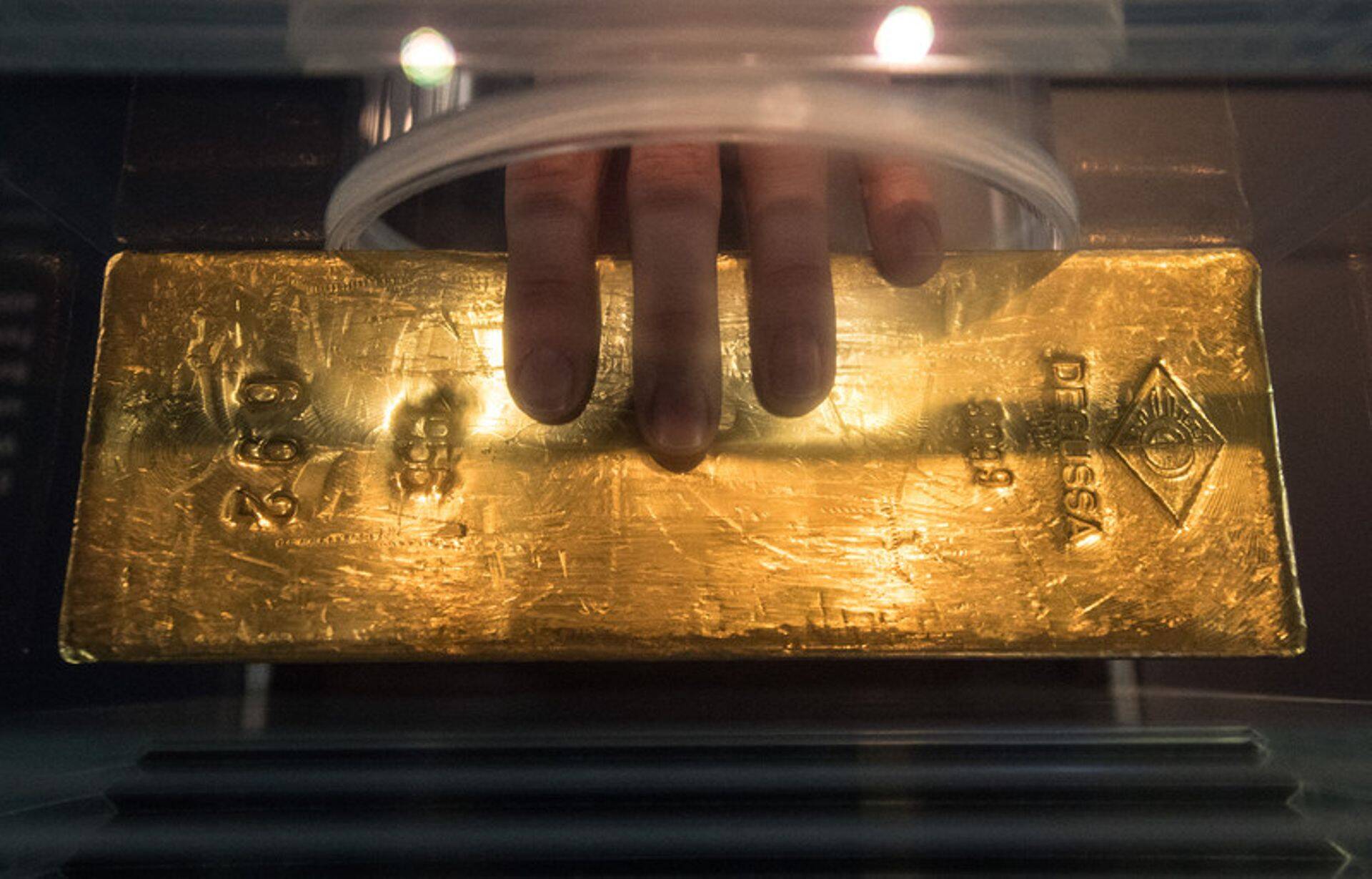Goldman Sachsi analüütikud arvavad, et Ameerika Ühendriikide majanduse aeglustumine toetab järgmisel aastal kulda.