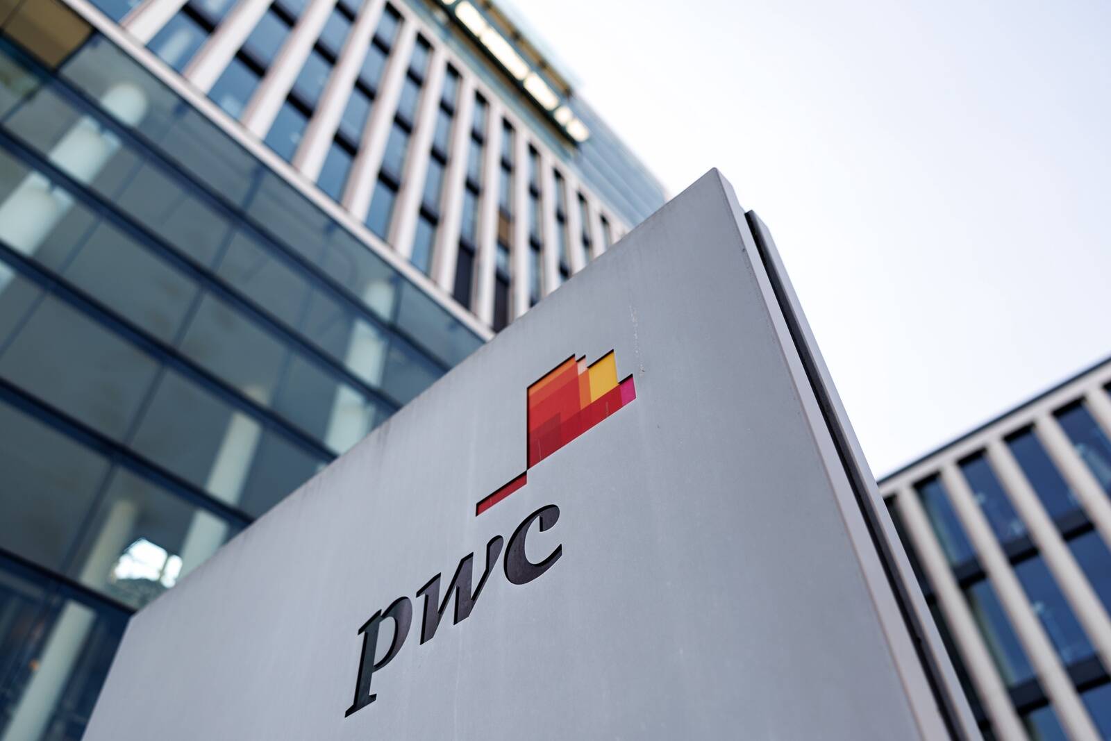Kuidas mõjutab olukord majanduses ettevõtete suunas tehtud pettuseid ja rünnakuid, räägitakse saates “PwC juhtimisaudit”.