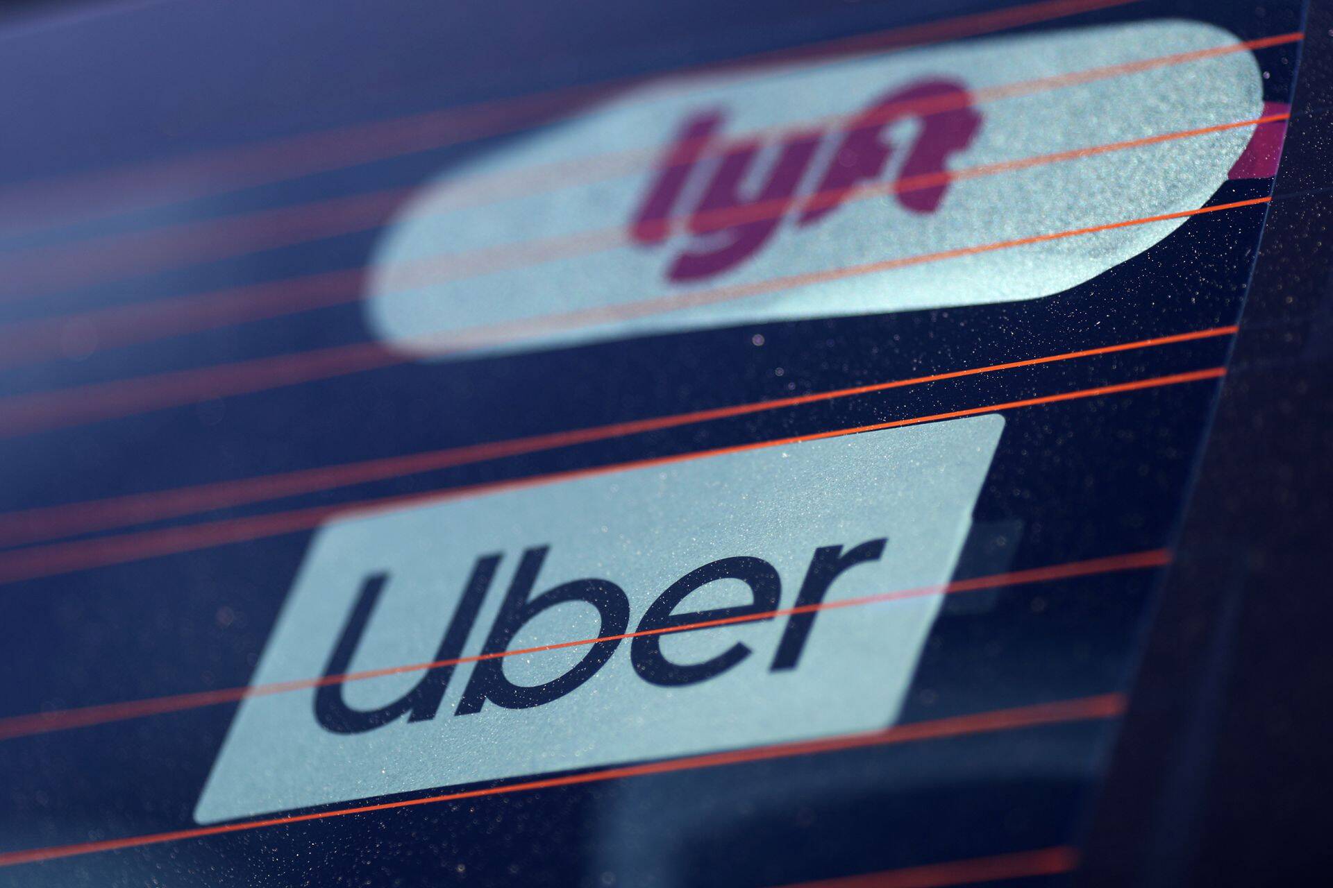 Uber tegeleb taksoteenuse ja toiduveoga ning kulutab palju autonoomsete sõidutehnoloogiate uuringutele. Kauplemine Uberi aktsiatega algab maikuus.
