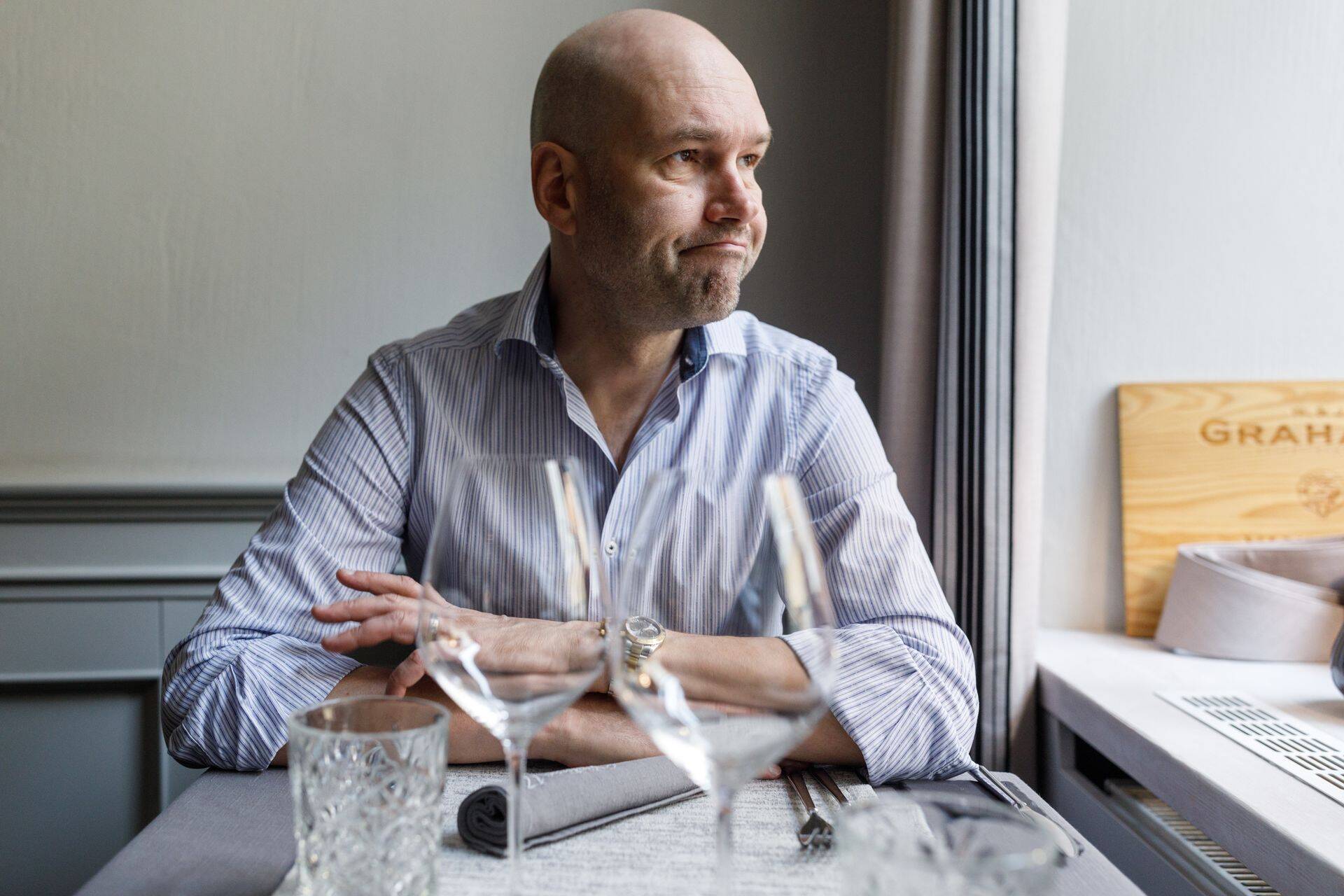 Restoran Vintage 17 omanik Rein Kärk plaanib Tallinnas Vene tänaval asuva restorani maha müüa.