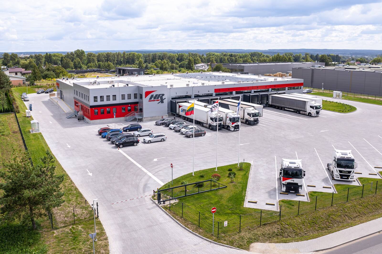 HRXi uusim terminal Leedus Vilniuses.