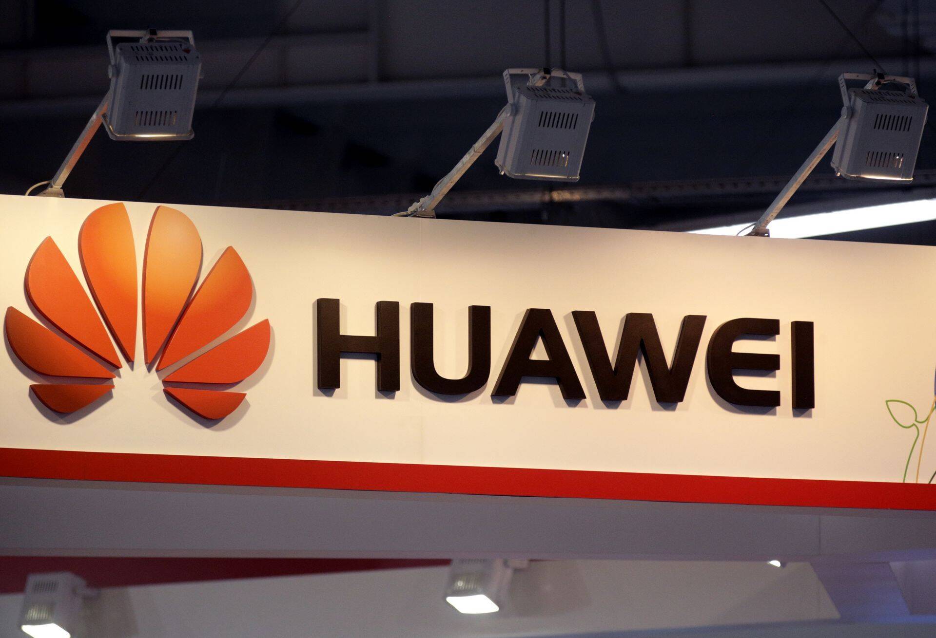 Hiina tehnoloogiafirma Huawei teatas, et tänavu peaks nende käive ületama 100 miljardi dollari piiri.