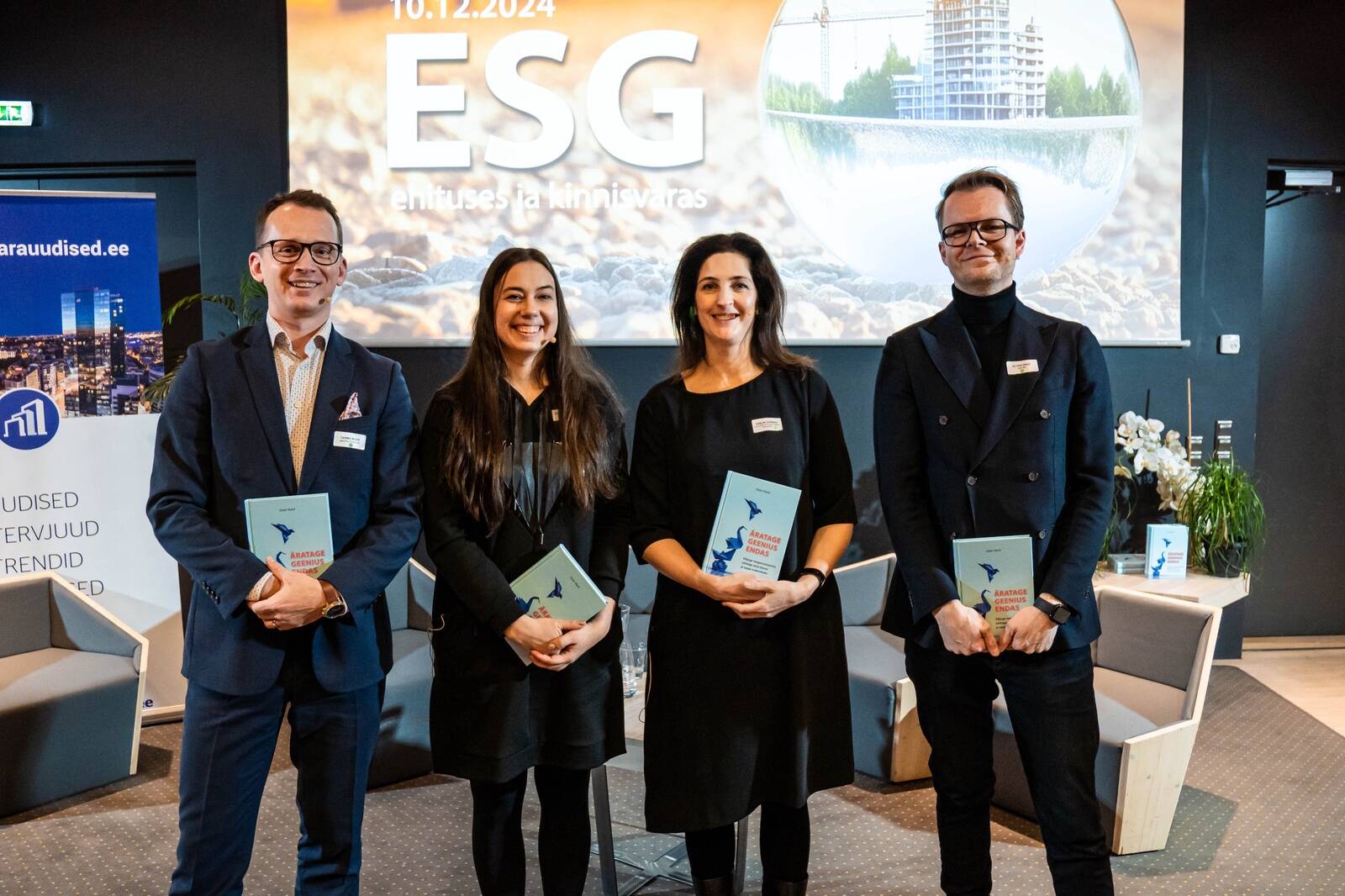 (Vasakult) Tarmo Roos (Mapri Ehitus), Kätlin Miilberg (Estkonsult),  Evelin Kusman (Colliers International Estonia) ja Silver Hage (Astri Grupp) arutasid esimesel ESG ehituses ja kinnisvaras konverentsil, kuidas saavutada energiatõhus, kliimakindel ja inimkeskne ehitus.