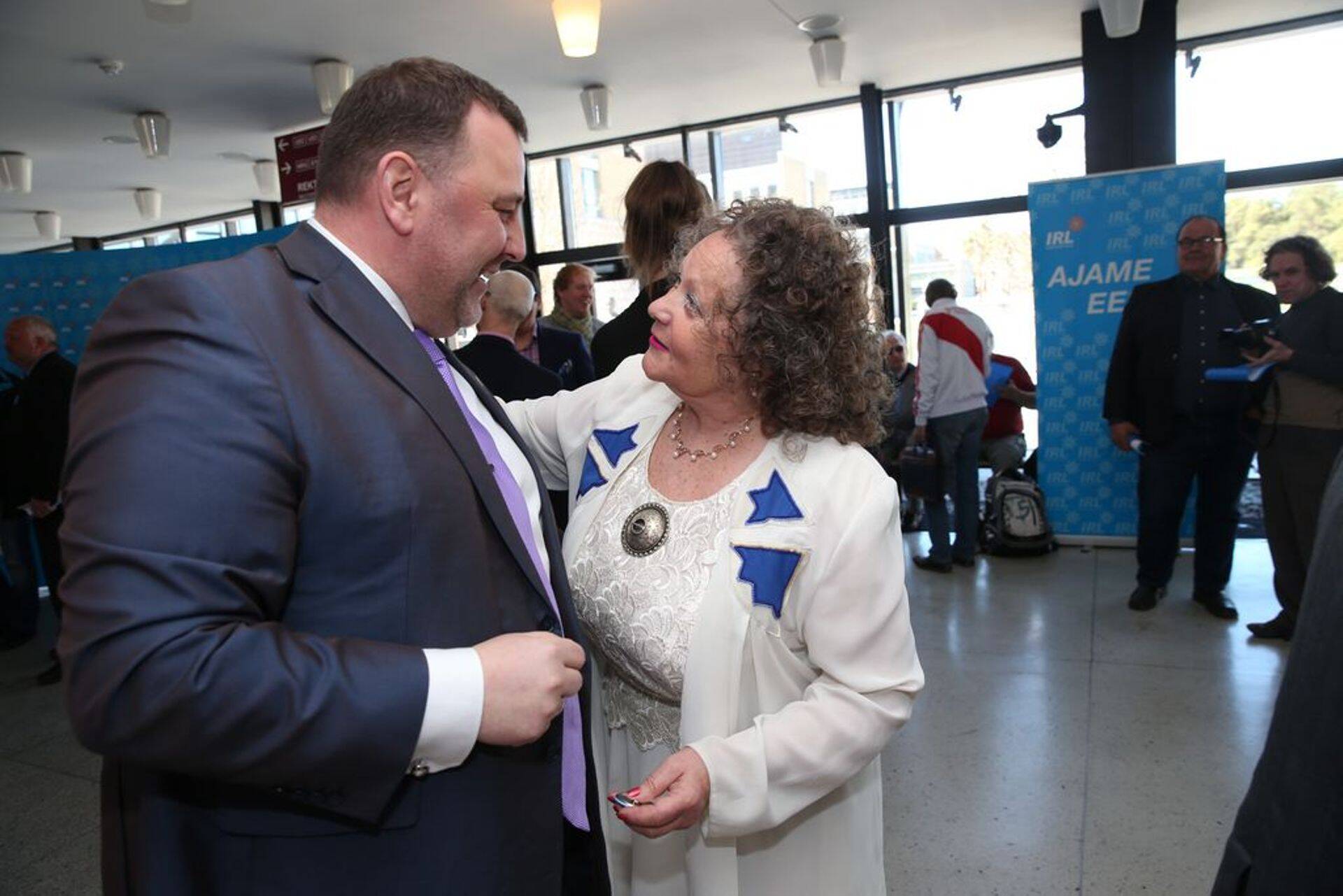 Rahandusminister ja IRLi liige Sven Sester erakonna suurkogul.