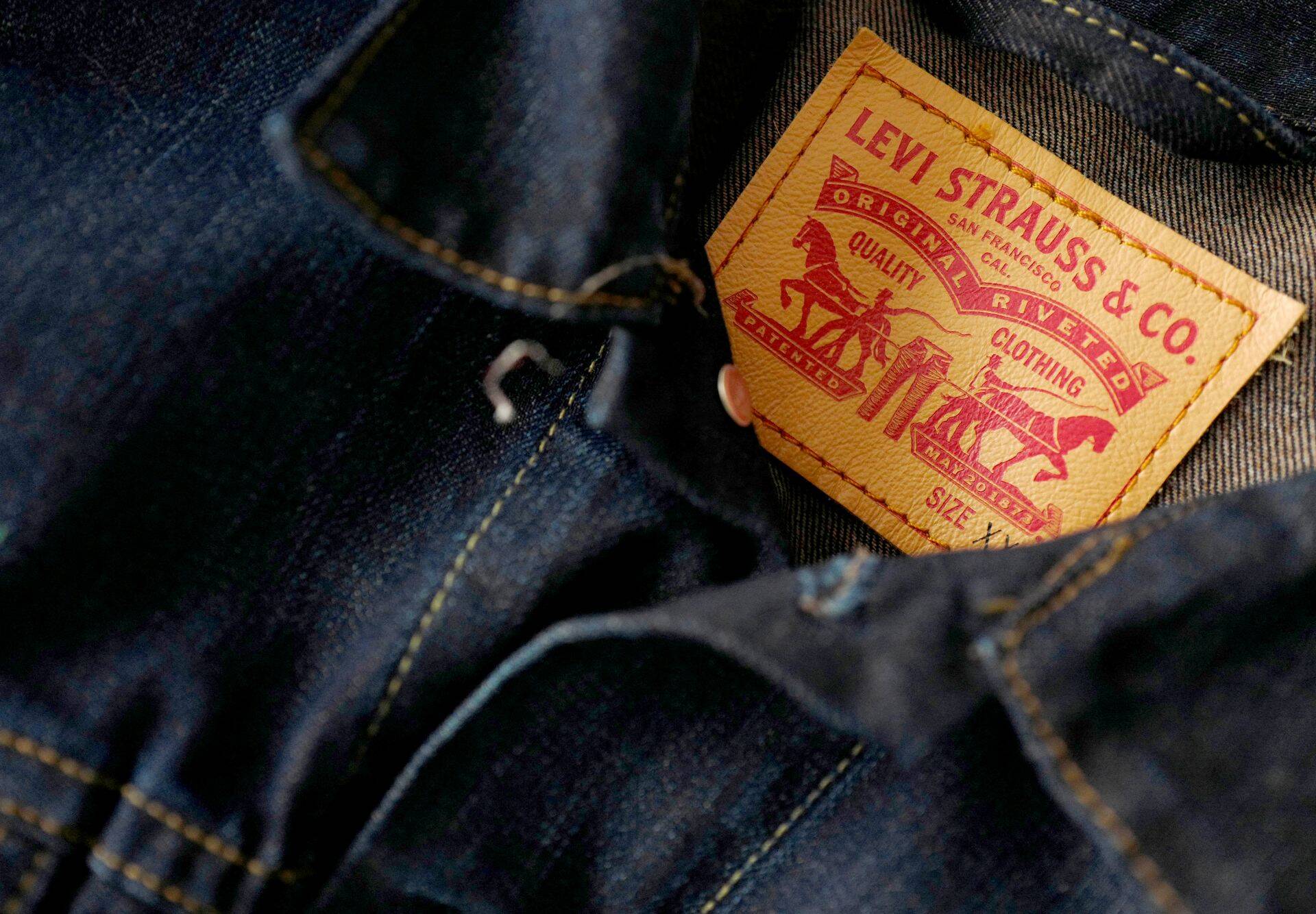 Levi Straussi ikoonilised sinised teksapüksid