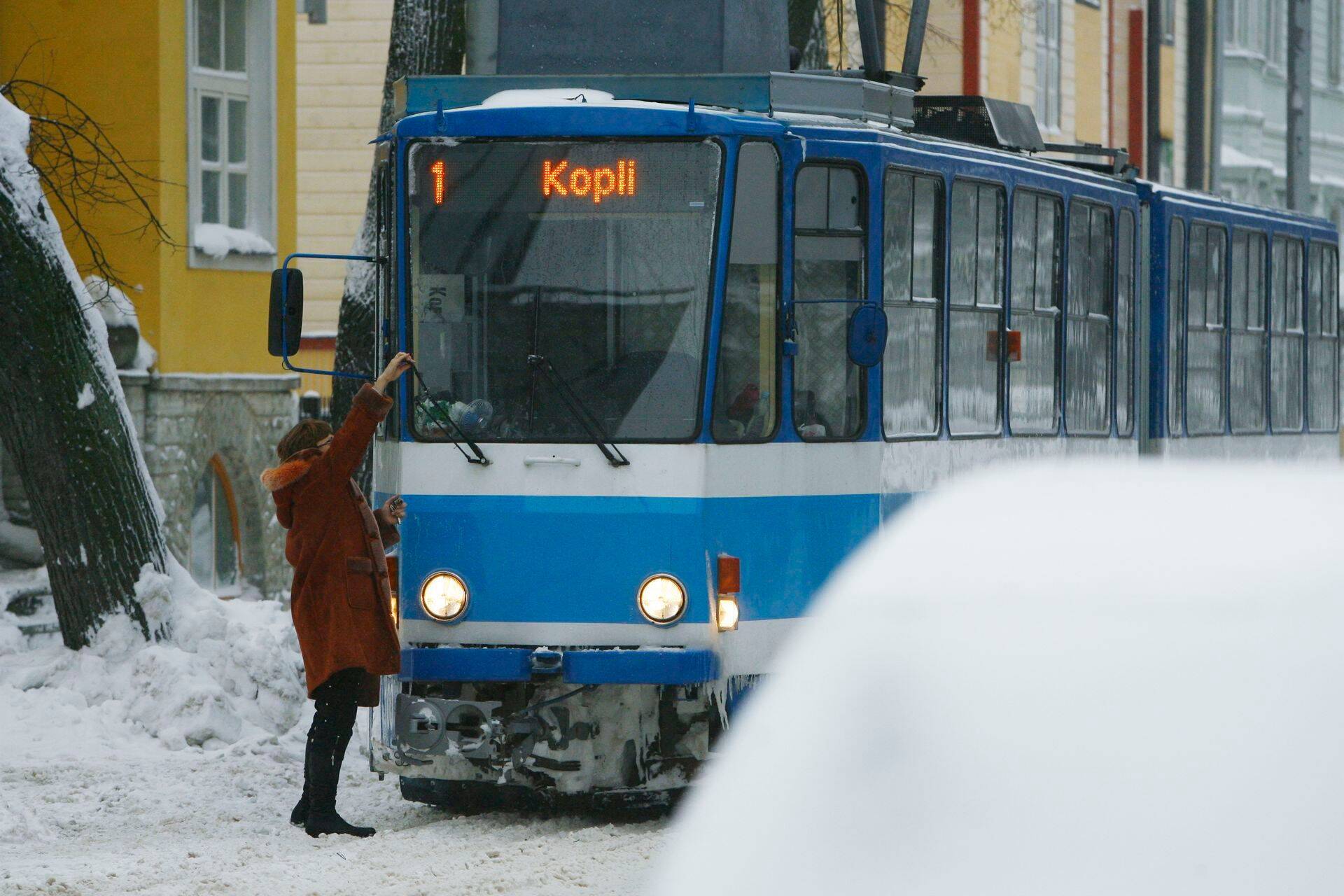 Poliitikud, astuge trammi peale ja sõitke Koplisse!