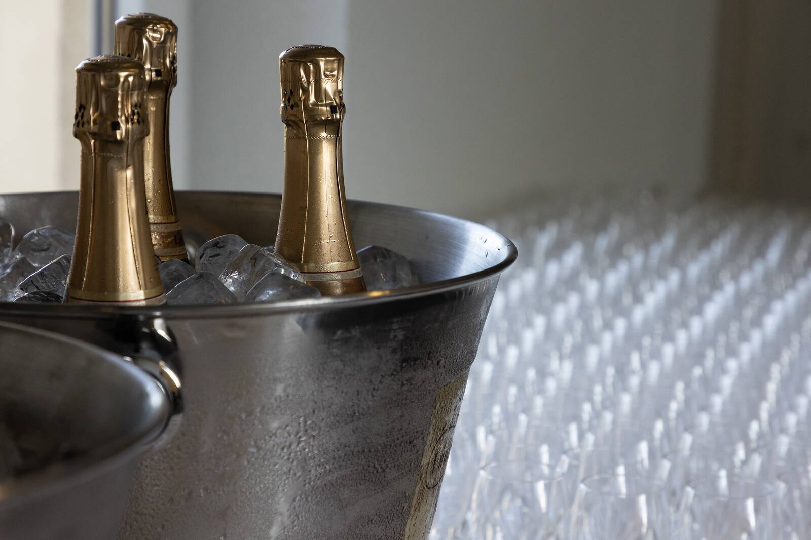 Vismaz Eiropas luksusa frontē skaidri redzama akciju atgūšanās.