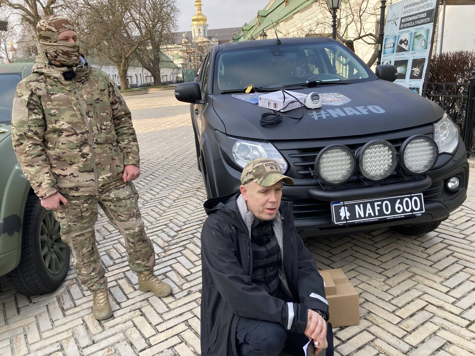 Ragnar Sassi eestvõttel on kolme aasta jooksul ja erinevate toetajate abil viidud Ukraina armeele üle 600 sõiduki ning muud varustust ligi 13 miljoni euro väärtuses.