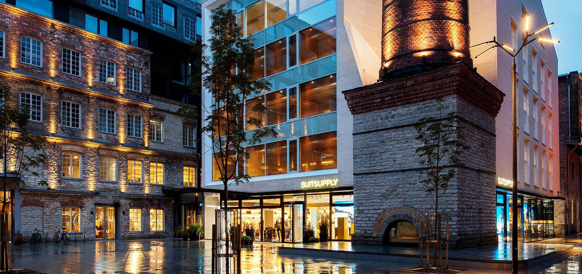 Suitsupply esinduskauplus Tallinnas Rotermanni kvartalis