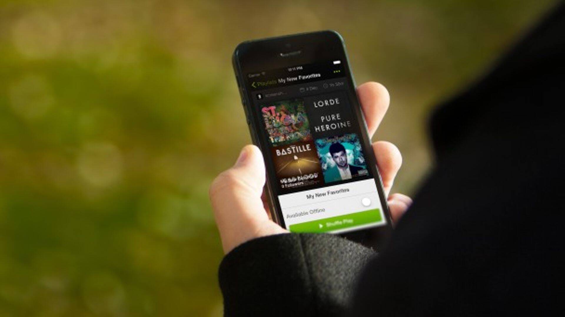 Фейковые музыканты в Spotify: что это за явление и кому оно выгодно