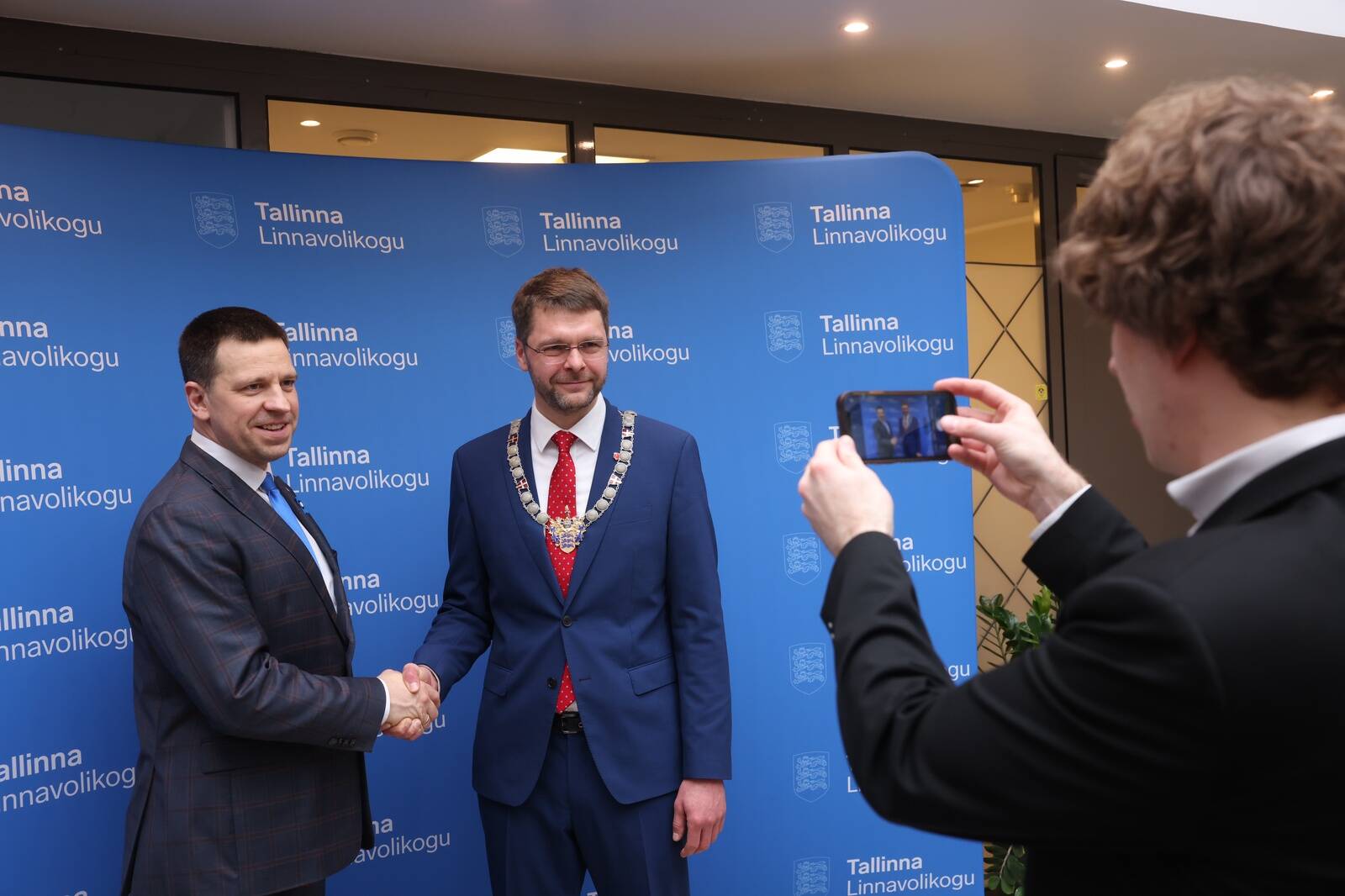 Pühapäeval valiti Tallinna uueks linnapeaks Jevgeni Ossinovski.