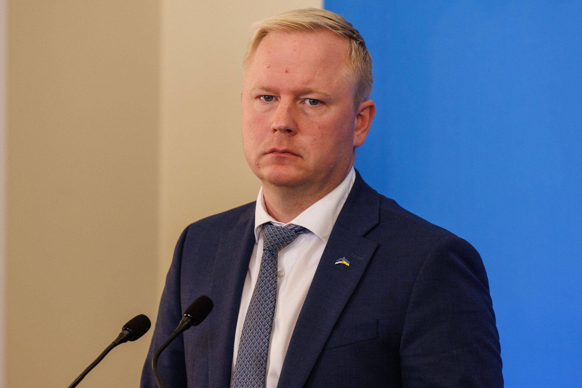 Rahandusministri Mart Võrklaeva sõnul peavad riigi püsikulud ja -tulud olemas tasakaalus ning neid ei tohi rahastada laenurahast.