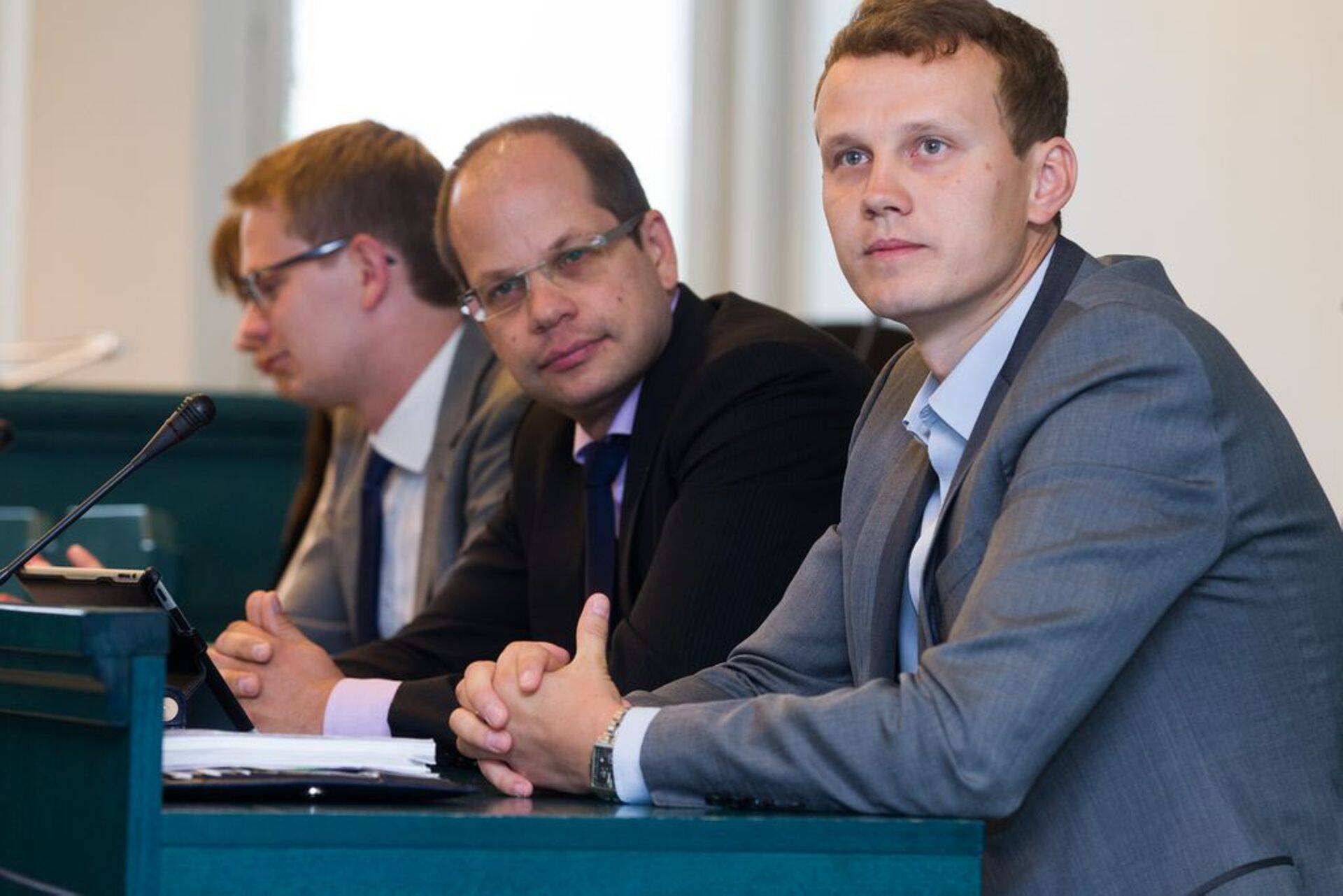 Kohtuprotsess keskerakondlastest riigikogu liikmete Priit Toobali ja Lauri Laasi ning juriidilise isikuna kohtu alla antud Keskerakonna kriminaalasjas Liivalaia kohtumajas 30. juunil 2014.