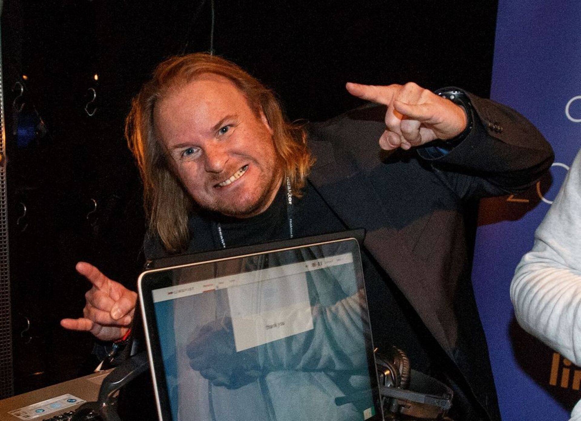 Tiit Paananen Soomes idukonverentsil Slush.