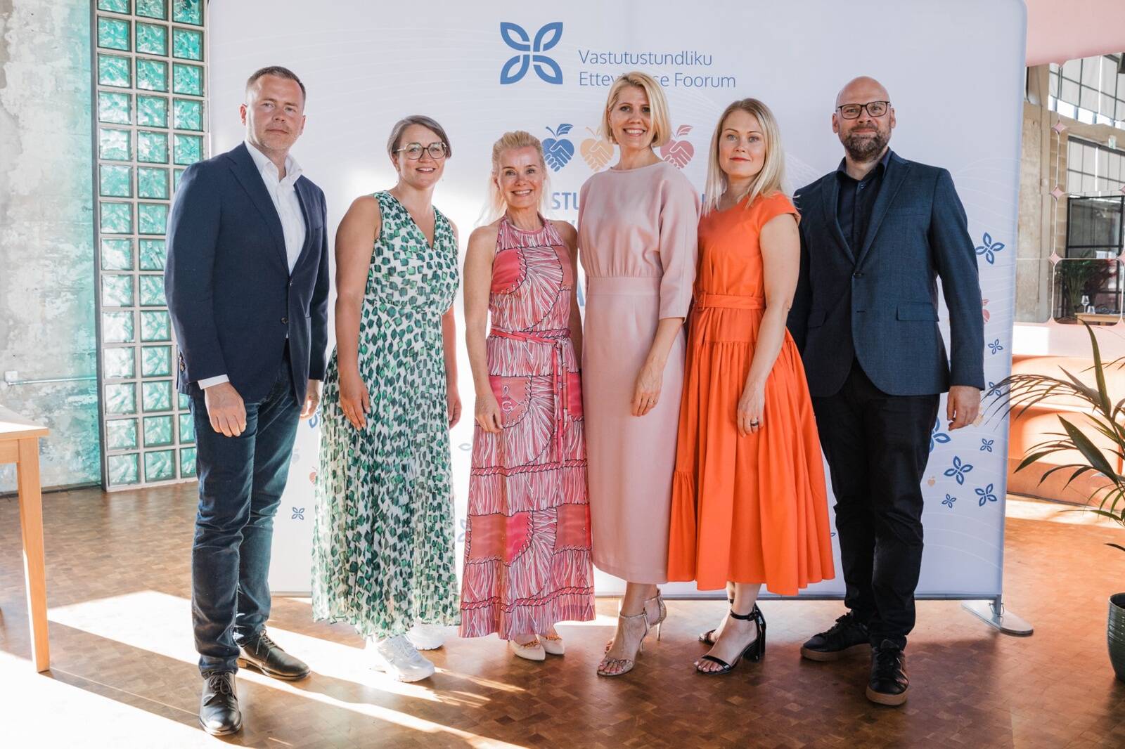 VEFi juhatus: Rene Tammist, Annika Arras, Katrin Bats, Liina Kanter, Riin Savi, Kaur Sarv. Foto: Kristiin Elmat