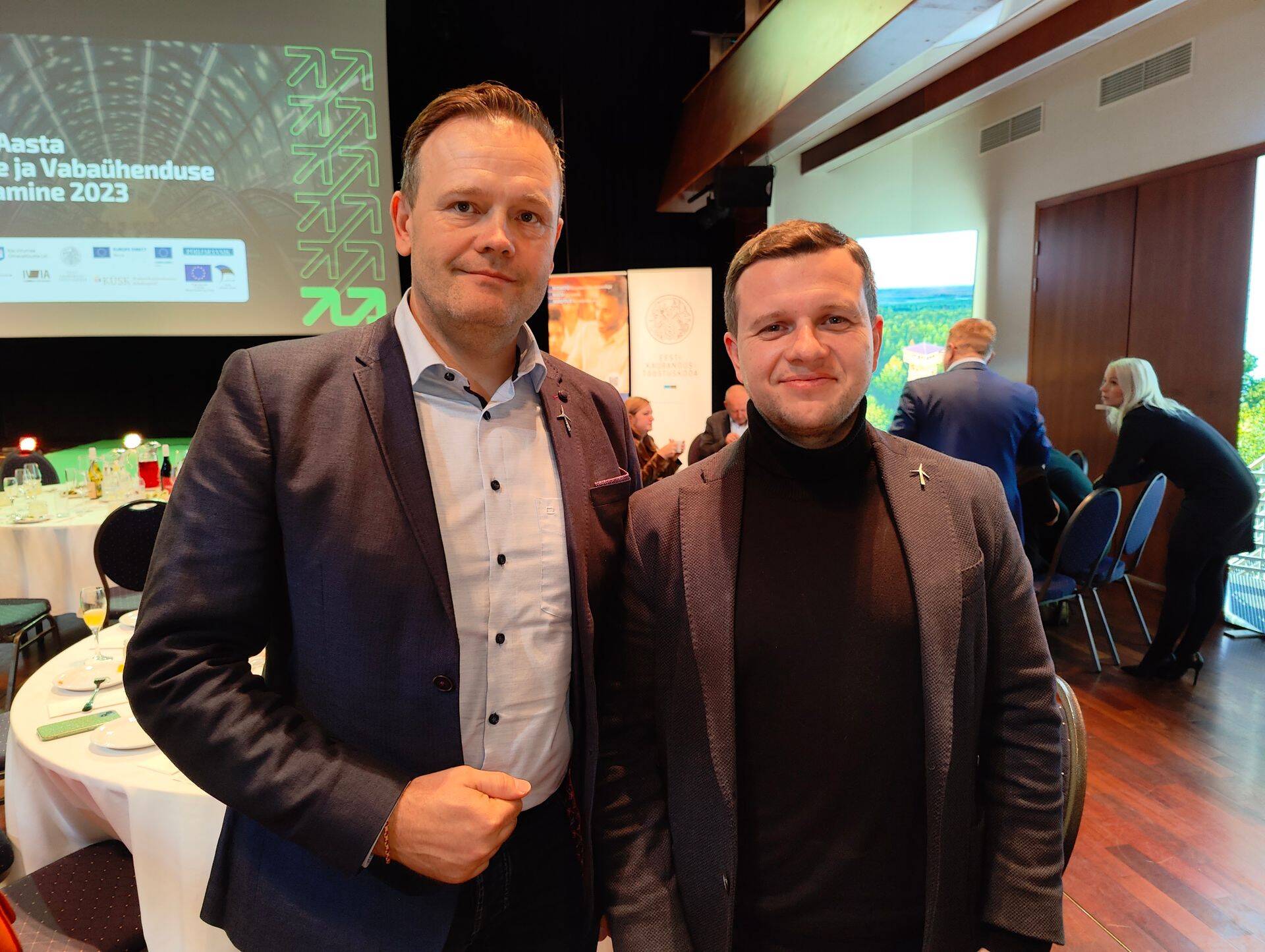 Представители Enefit Green получили награду лучшему предприятию года в Ида-Вирумаа.