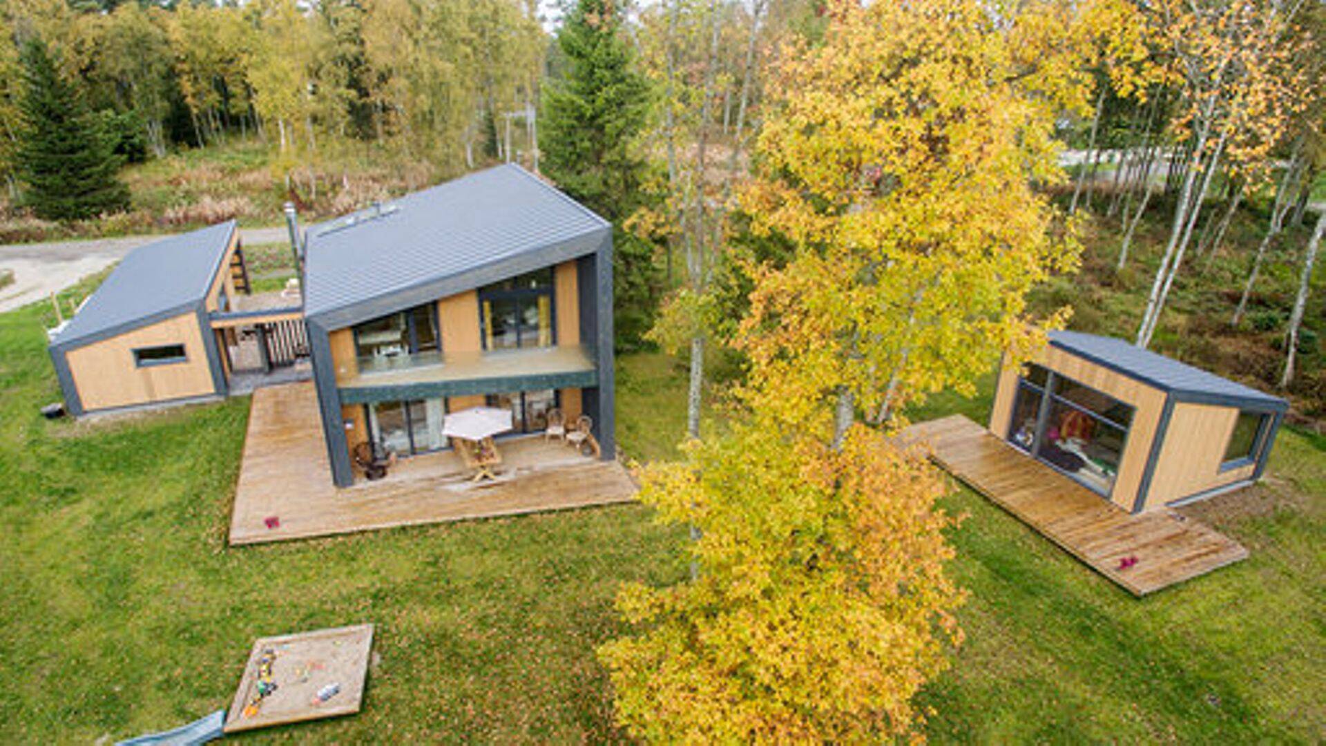 Nordic Houses puitkarkass-elementmaja COMPACT salm.