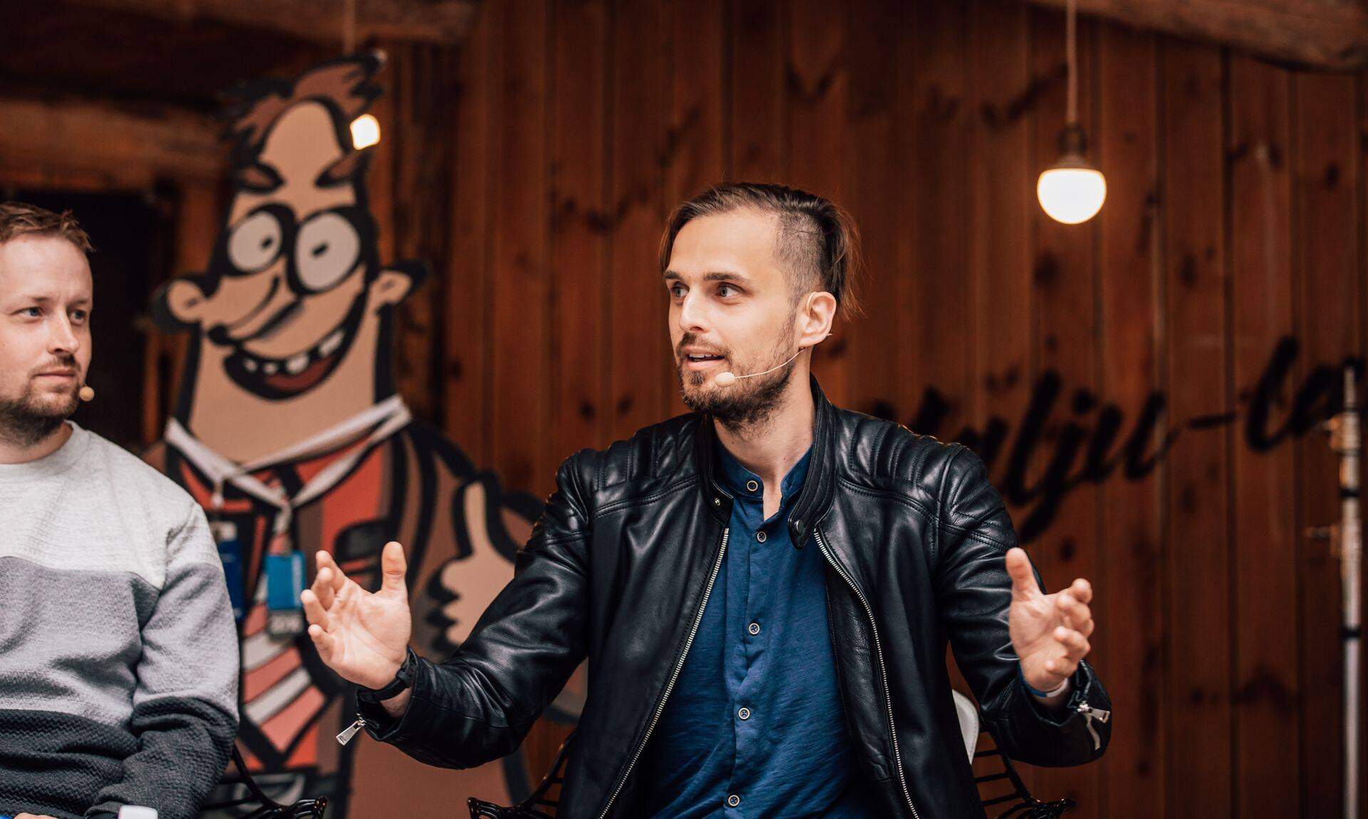 Fotograafi Jake Farra portfelli väärtus on pool miljonit eurot. See sisaldab aktsiaid, laene, kinnisvara, võlakirju ja iduinvesteeringuid.