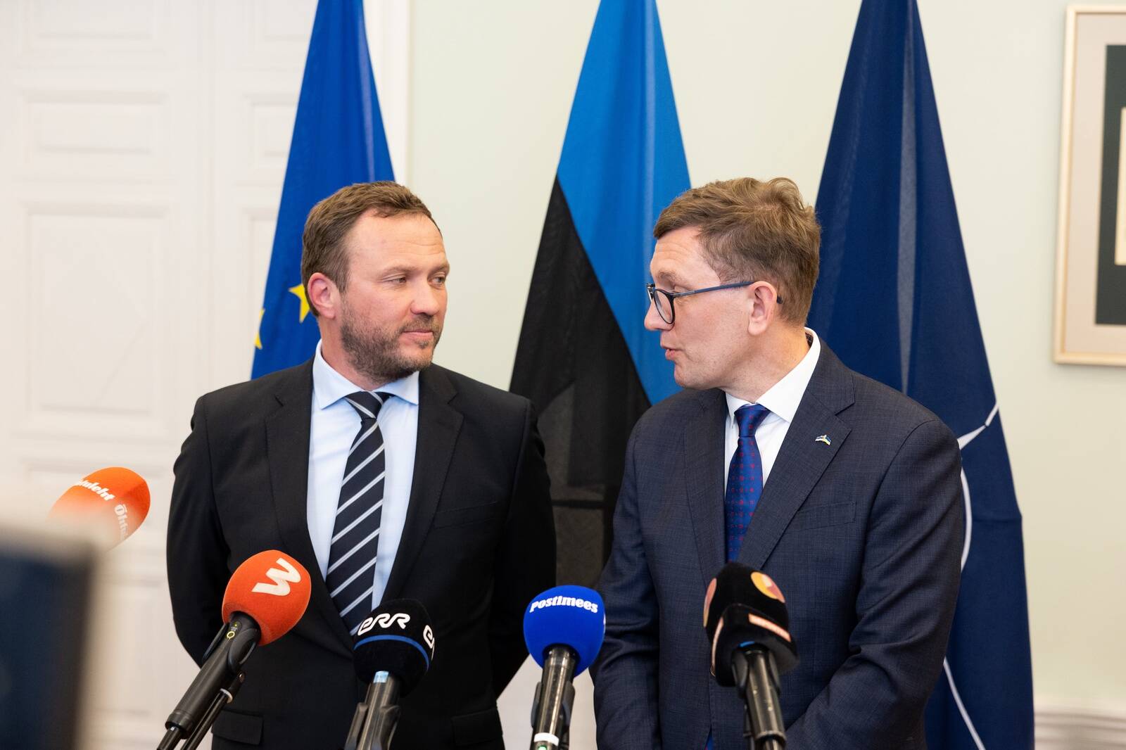 Eesti soov on olnud ettevõtete toetamine lisaks lähiregiooni suurtele turgudele ka kaugematel ja meile seni võõramatel turgudel, fotol välisminister Margus Tsahkna ja peaminister Kristen Michal.