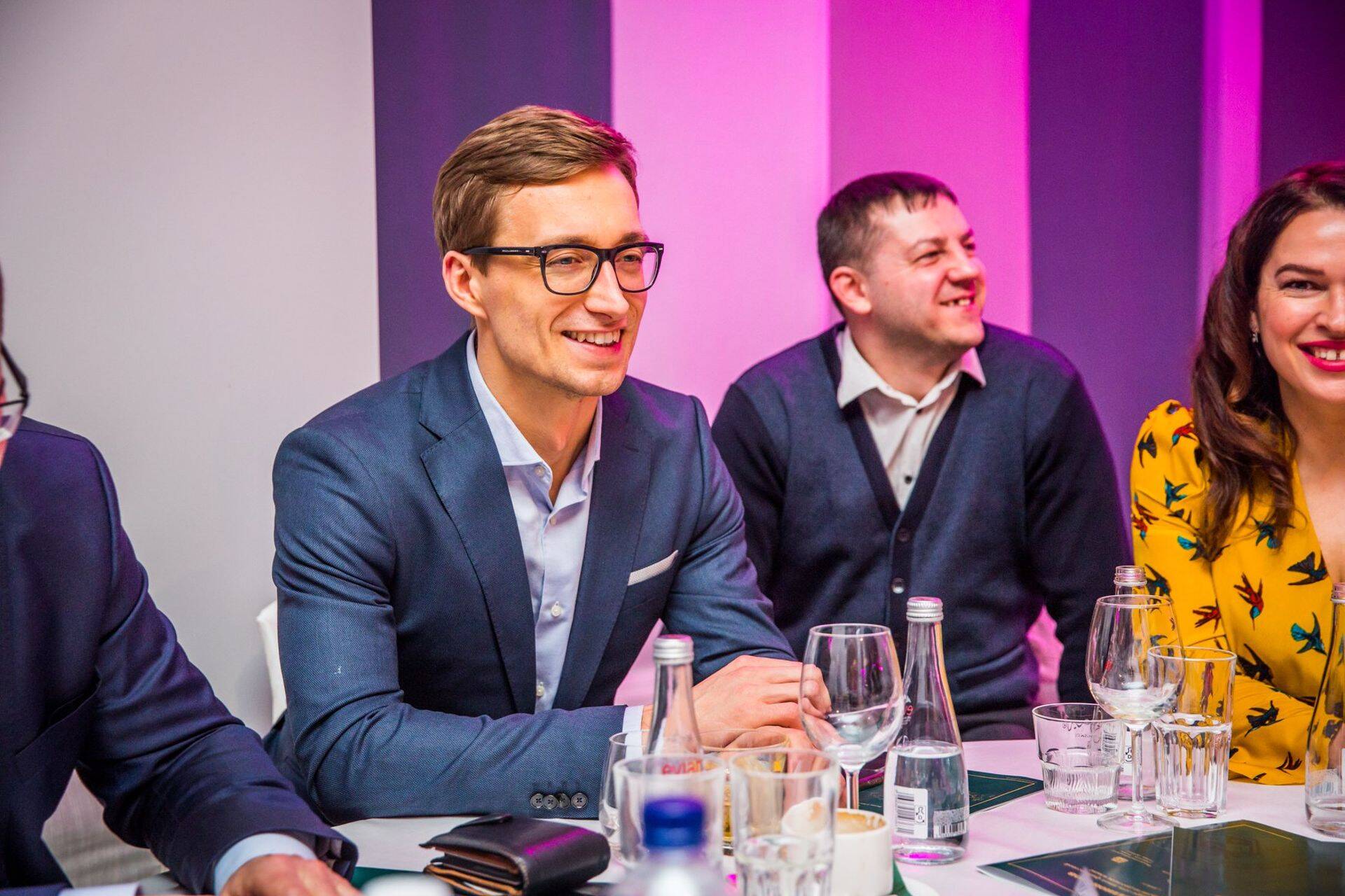 Член правления FFC Logistics OÜ Даниил Стародубцев (в центре)